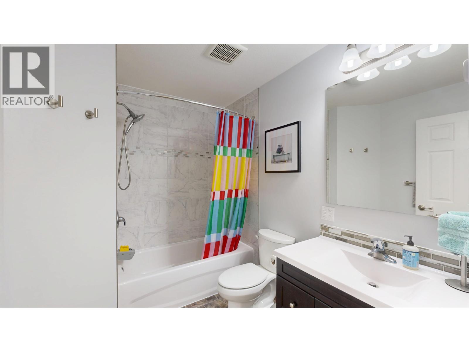 4887 GLOINNZUN CRESCENT