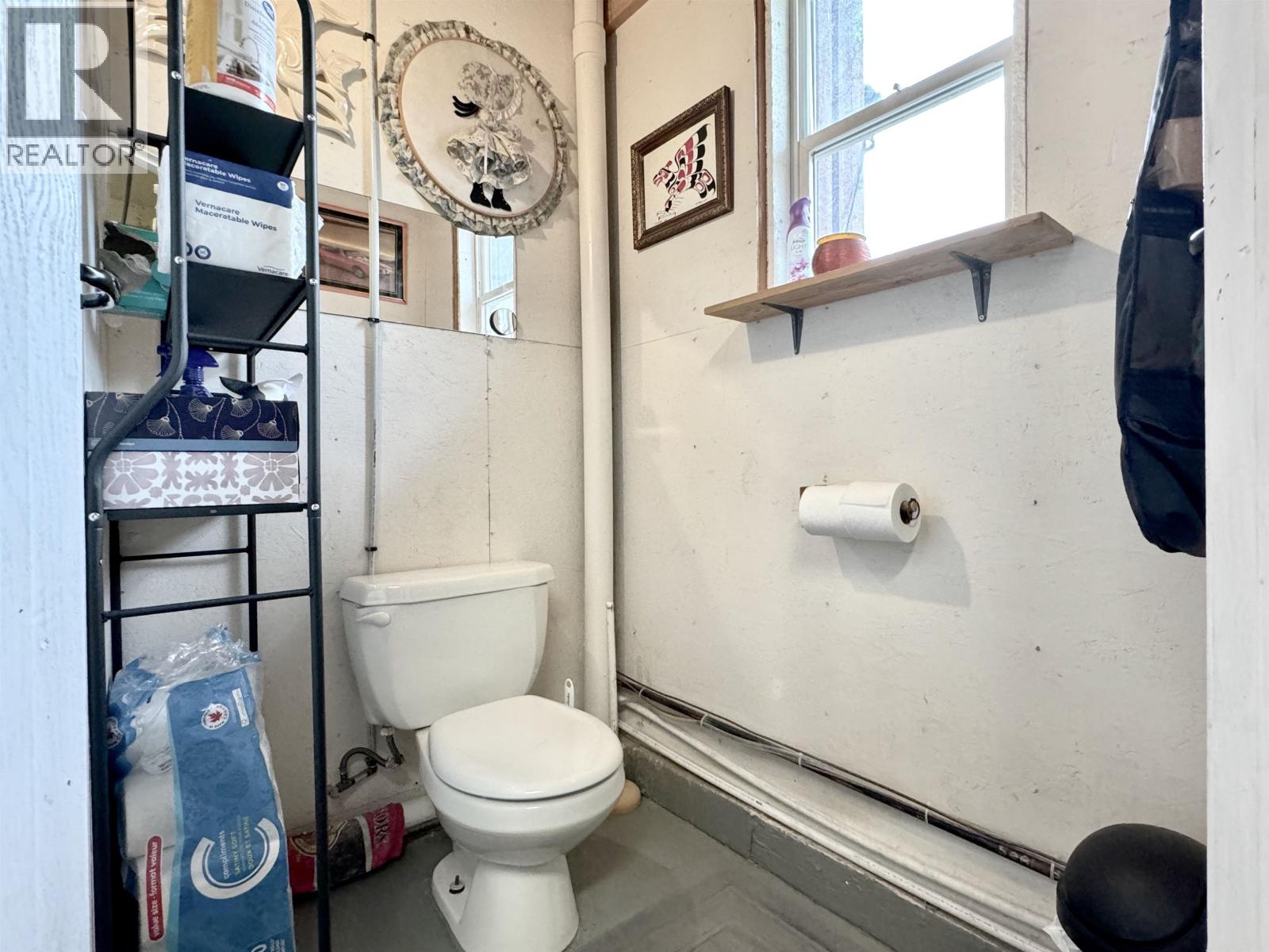 7028 N NETHERLAND ROAD