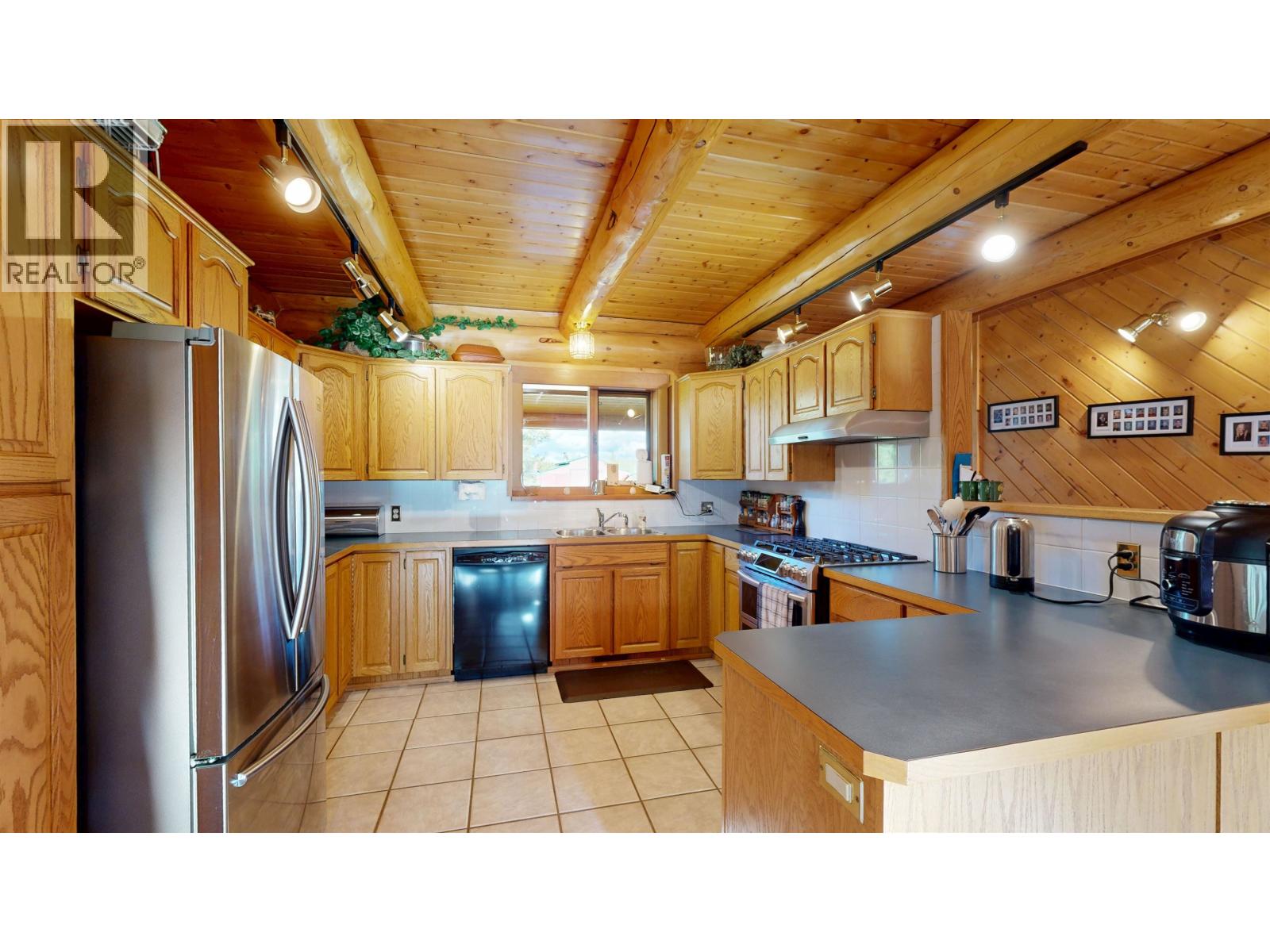 6981 N NETHERLAND ROAD