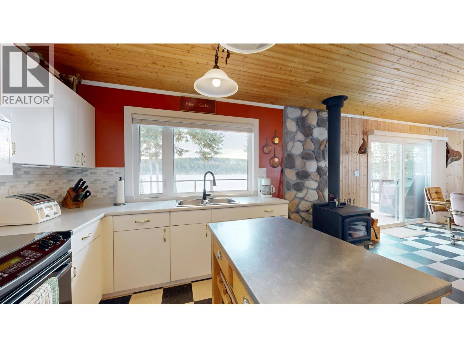 5780 TIMOTHY LAKE ROAD