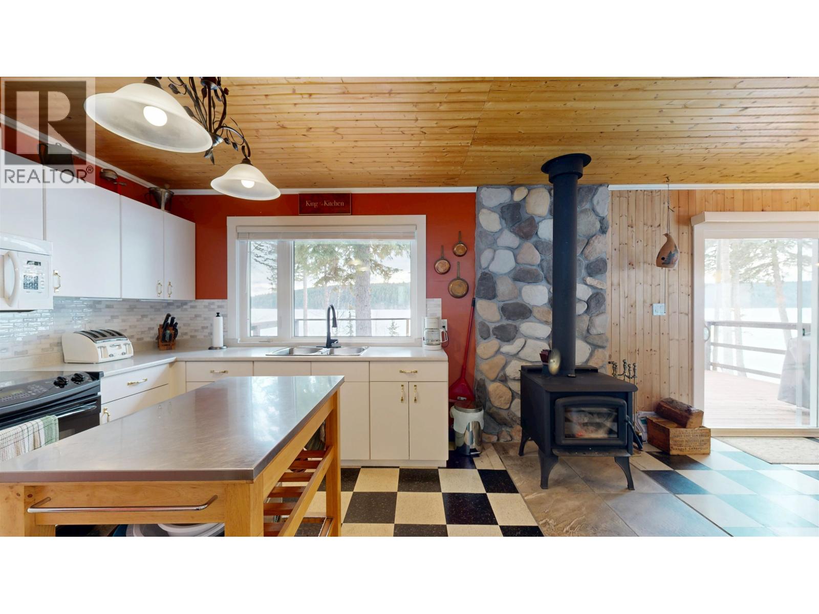 5780 TIMOTHY LAKE ROAD