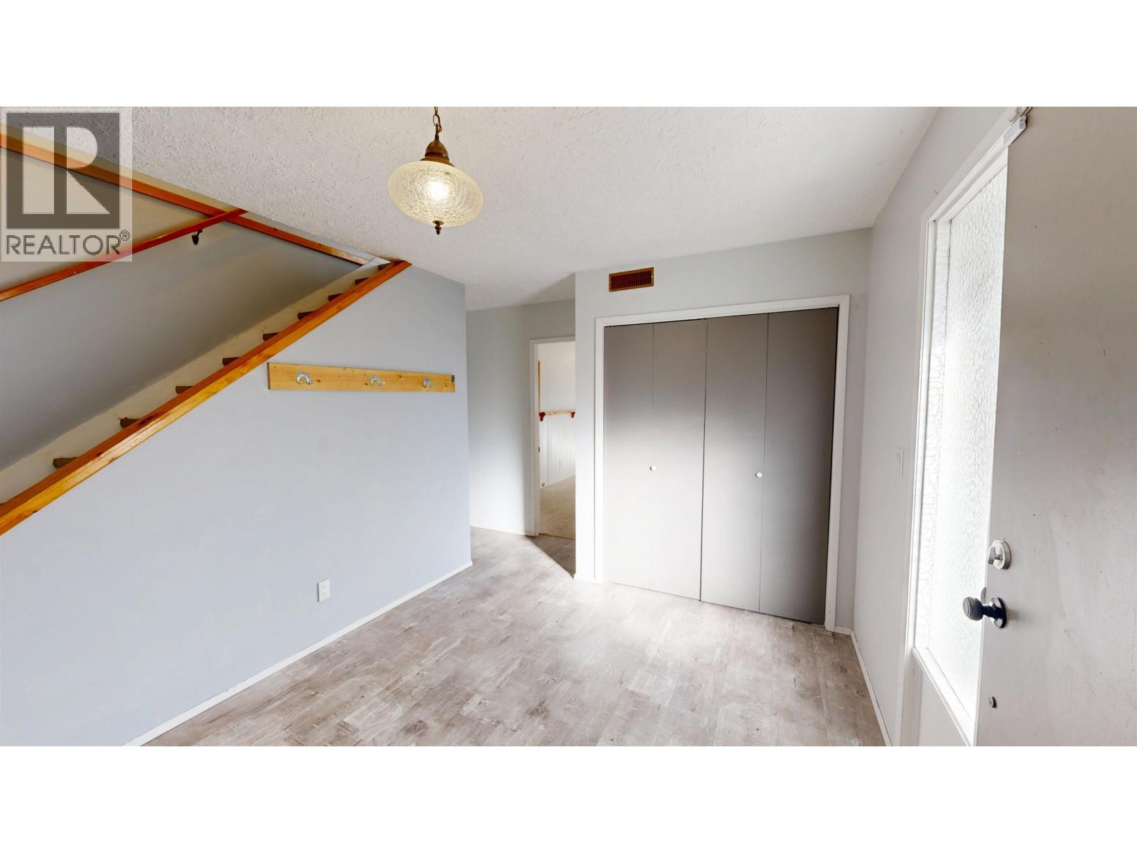 5459 DONSLEEQUA COURT