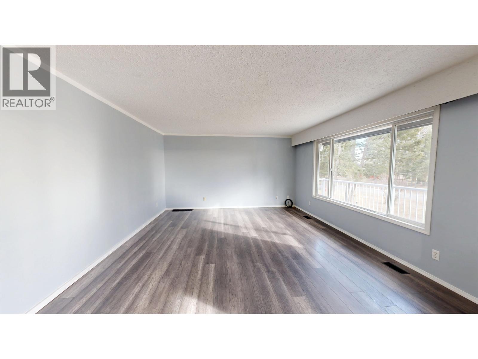 5459 DONSLEEQUA COURT