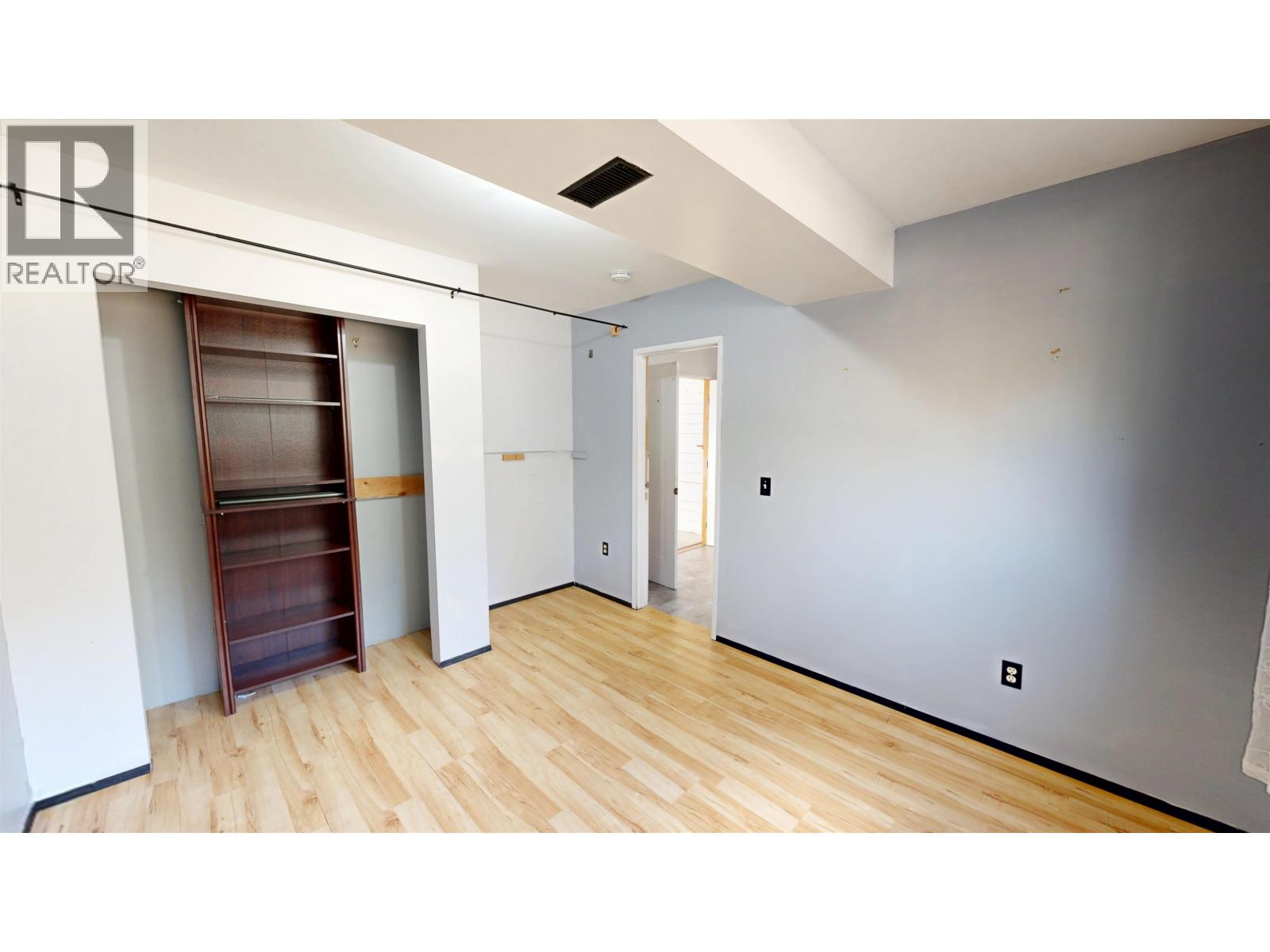 5459 DONSLEEQUA COURT