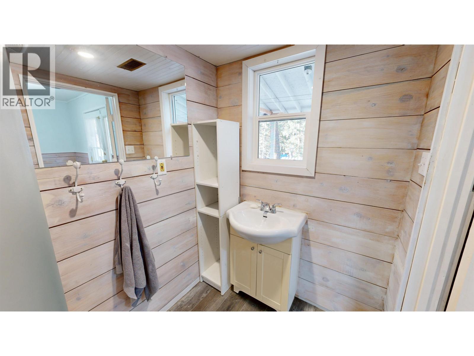 5459 DONSLEEQUA COURT