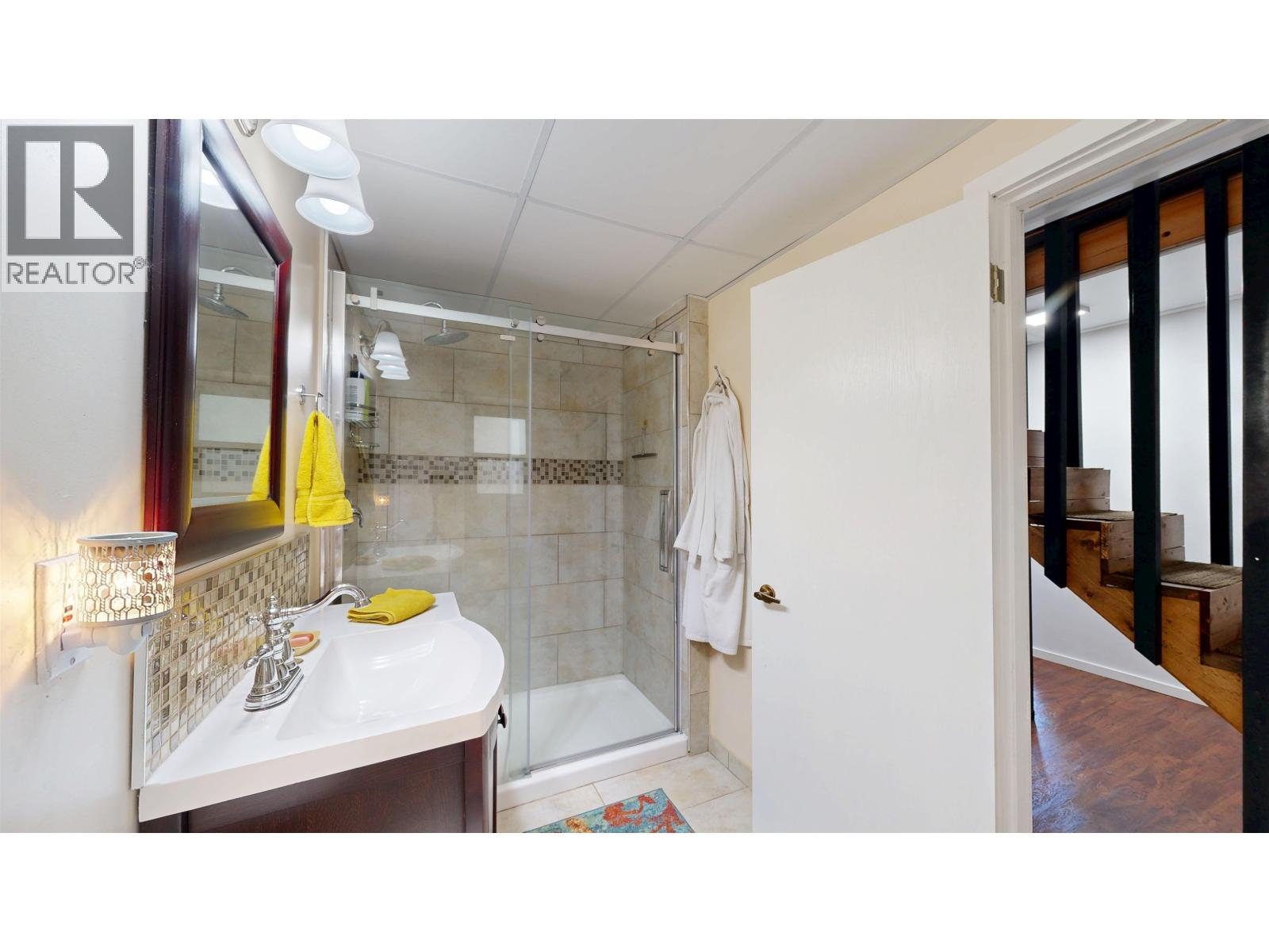 9303 S MAHOOD LAKE ROAD