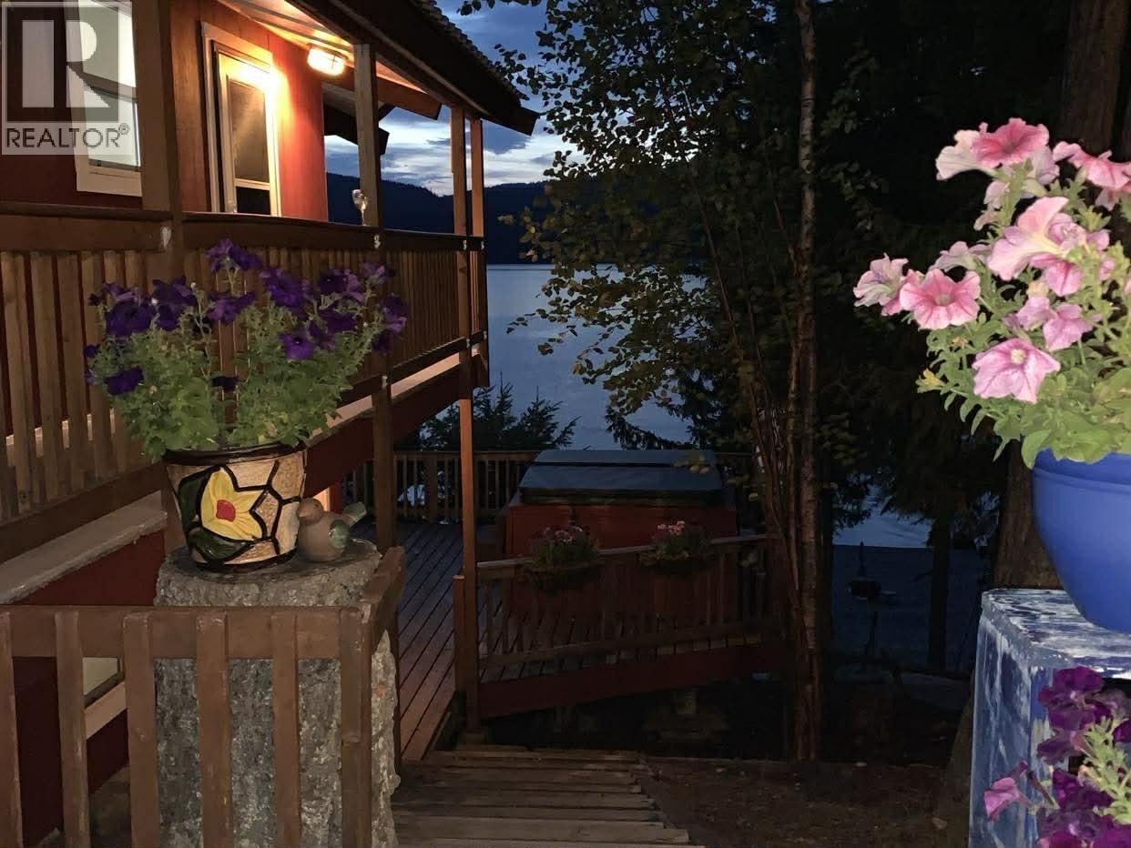 9303 S MAHOOD LAKE ROAD