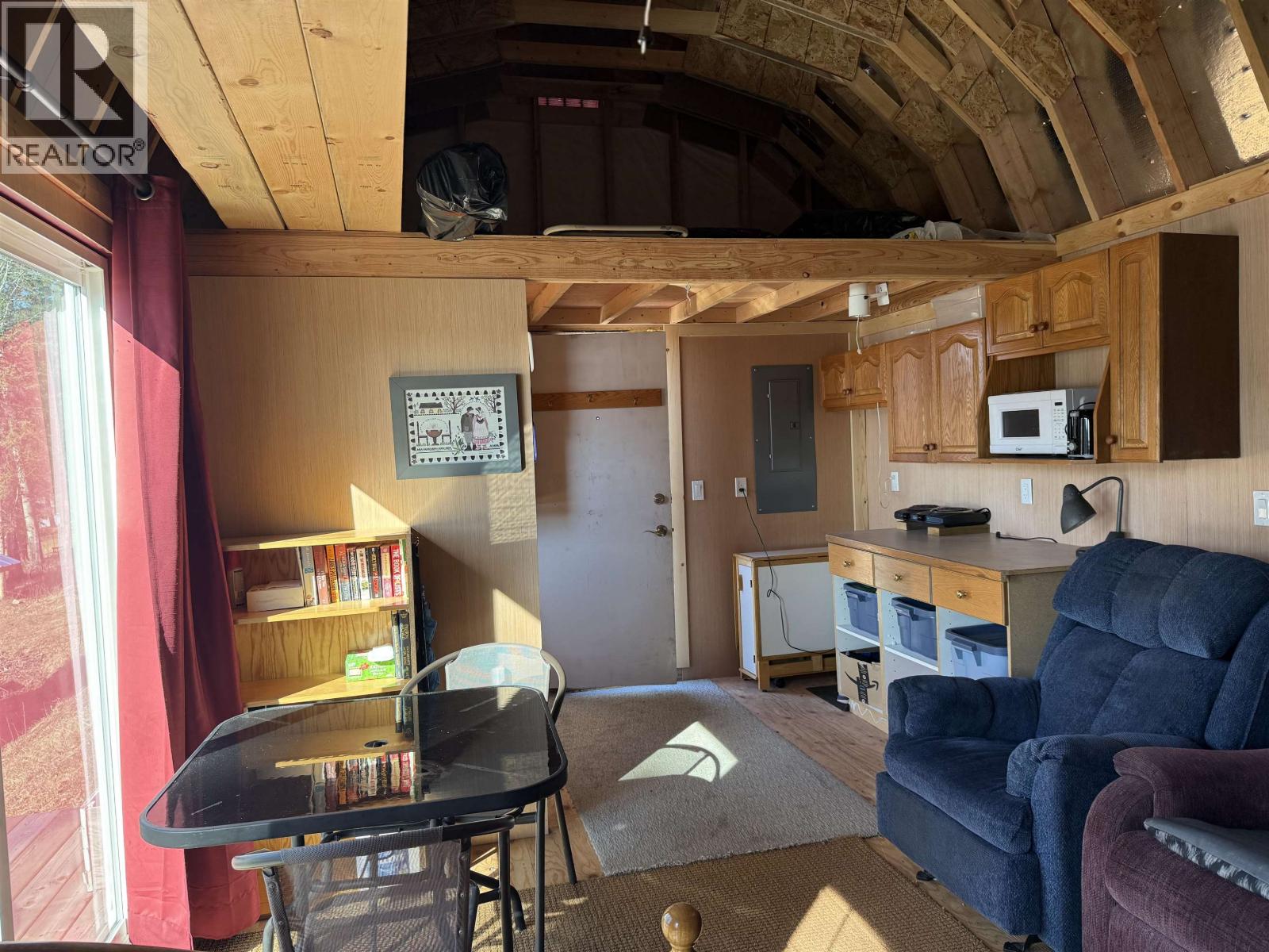 4068 EAGLE CREEK ROAD