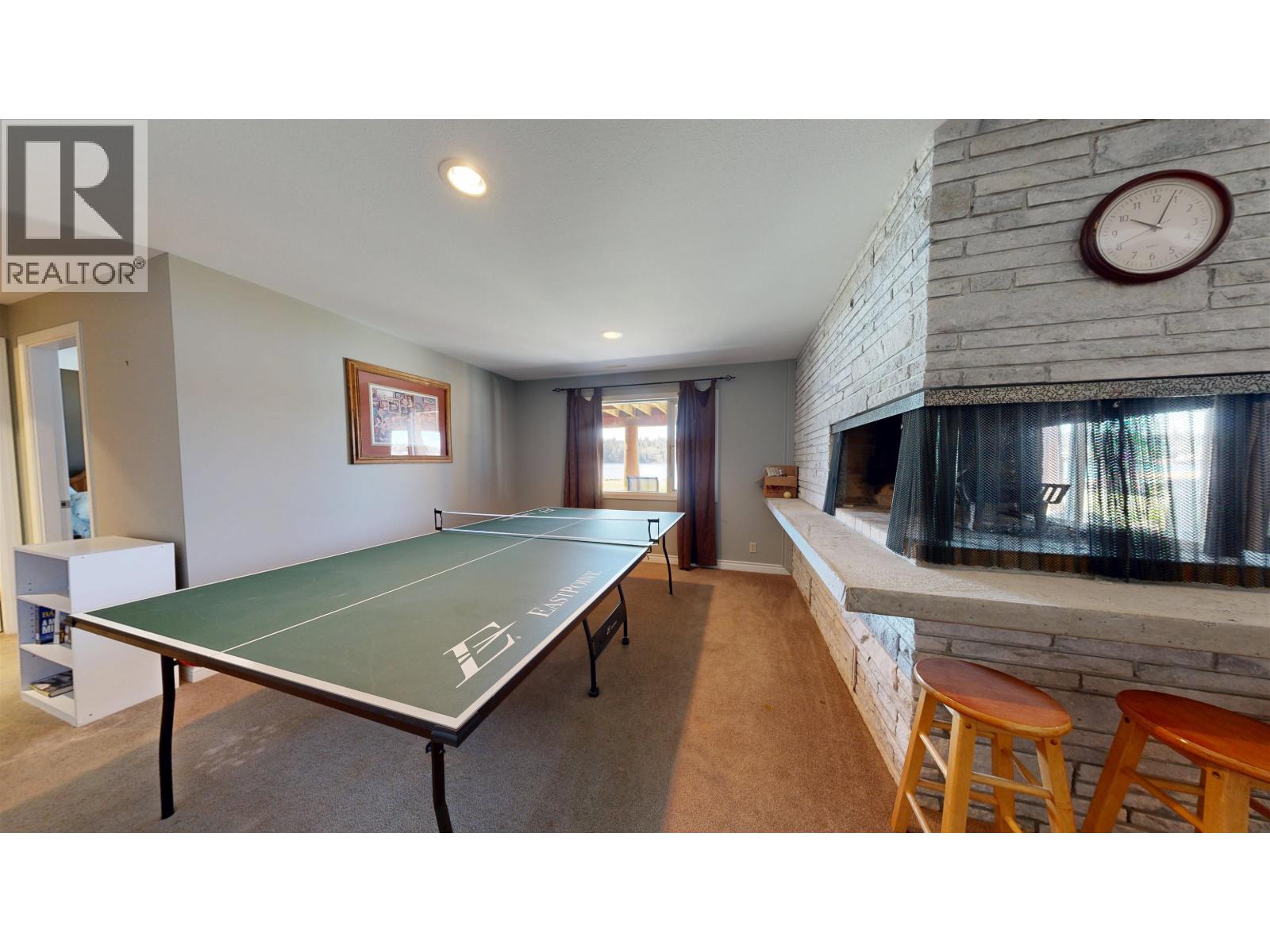 6126 LAKESHORE DRIVE