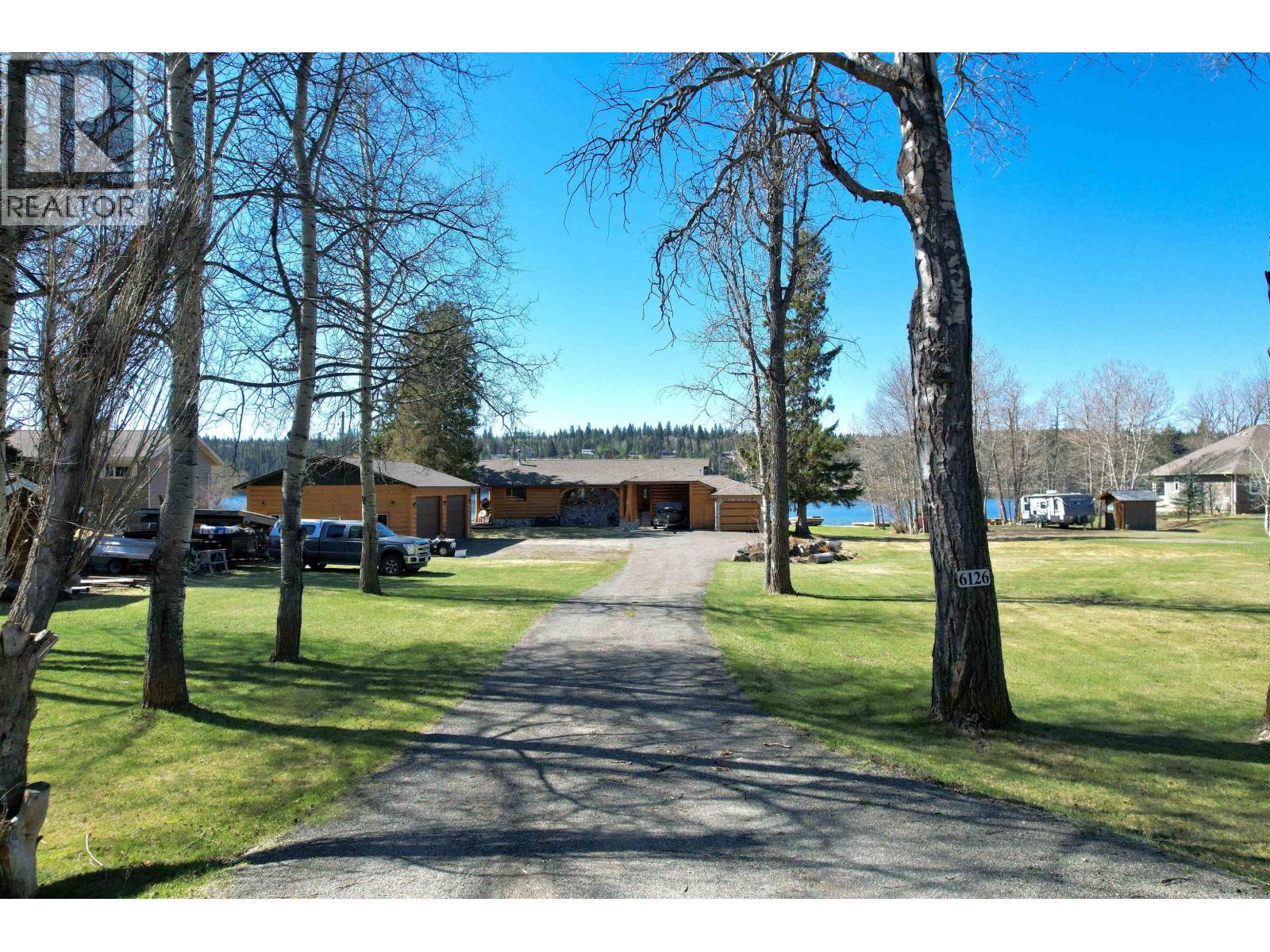 6126 LAKESHORE DRIVE