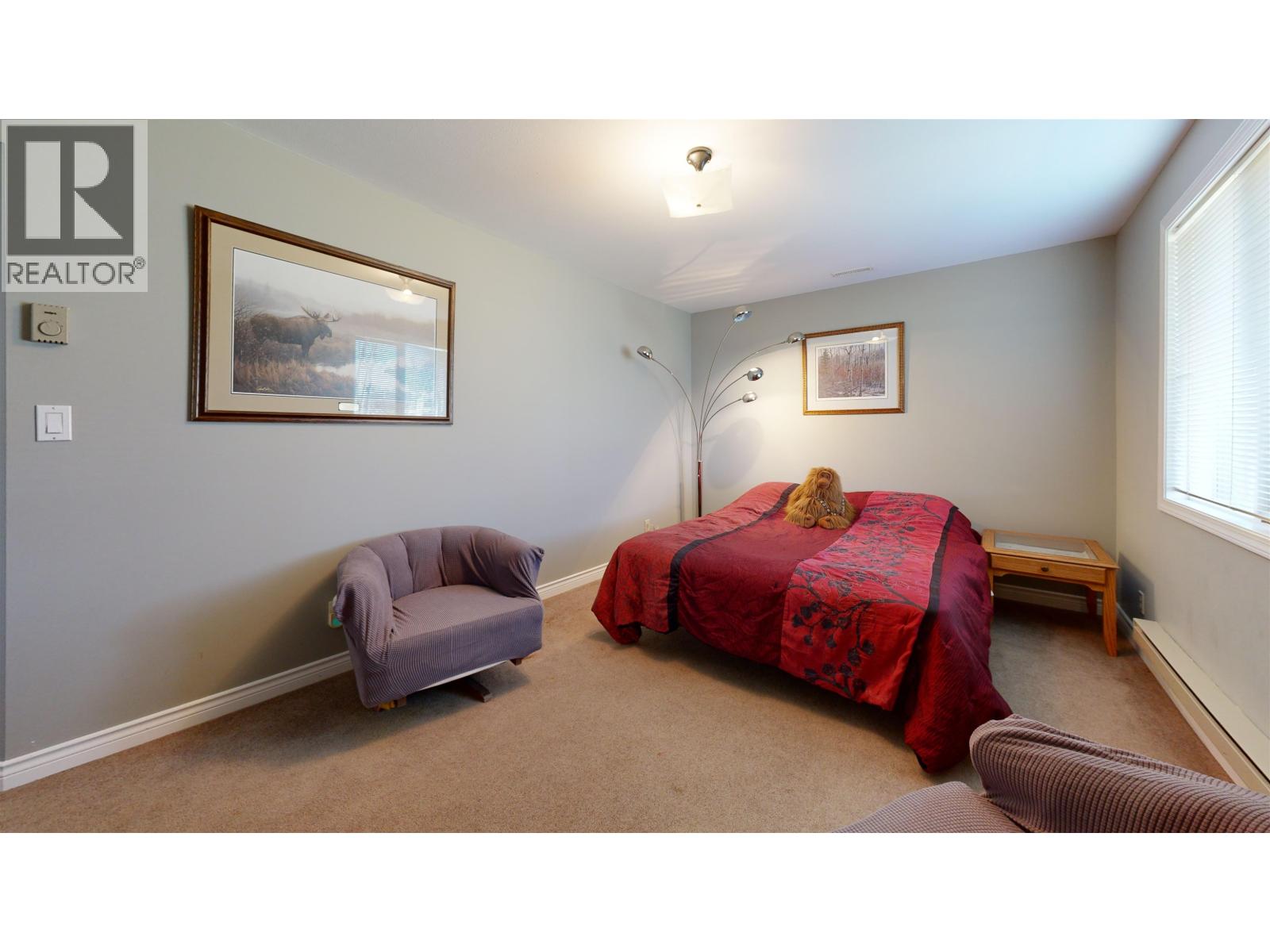 6126 LAKESHORE DRIVE