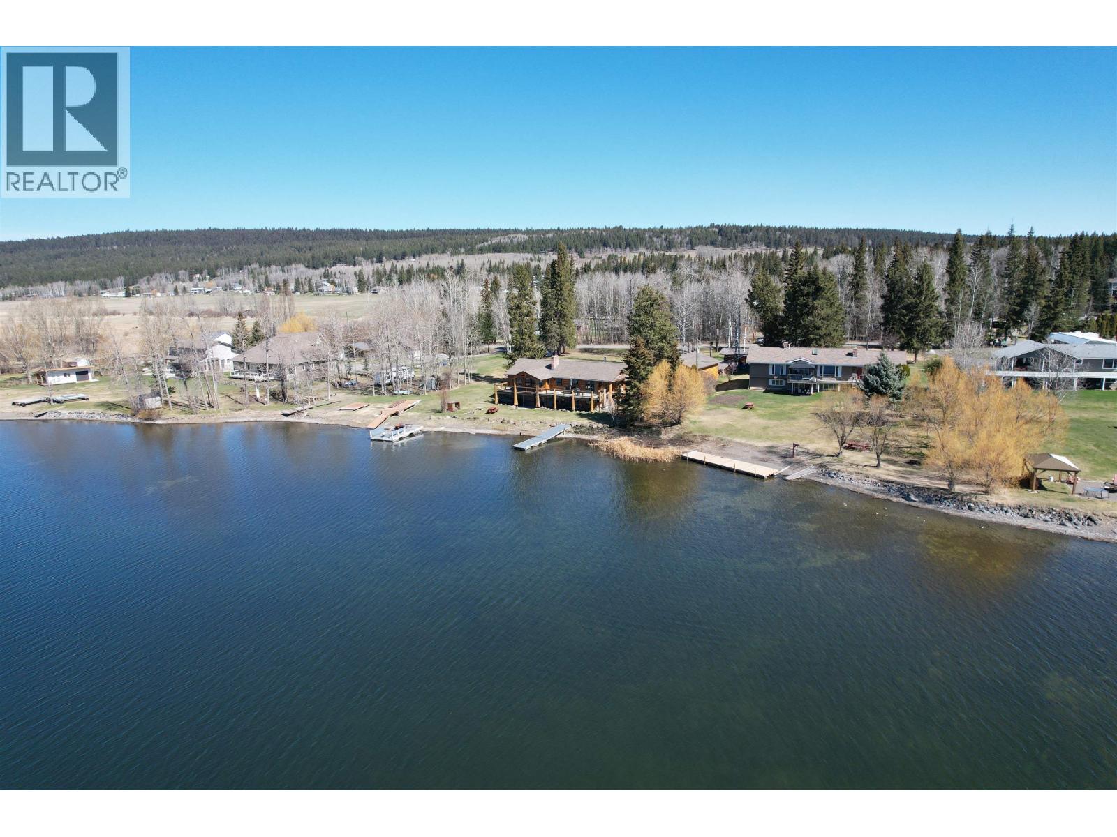 6126 LAKESHORE DRIVE