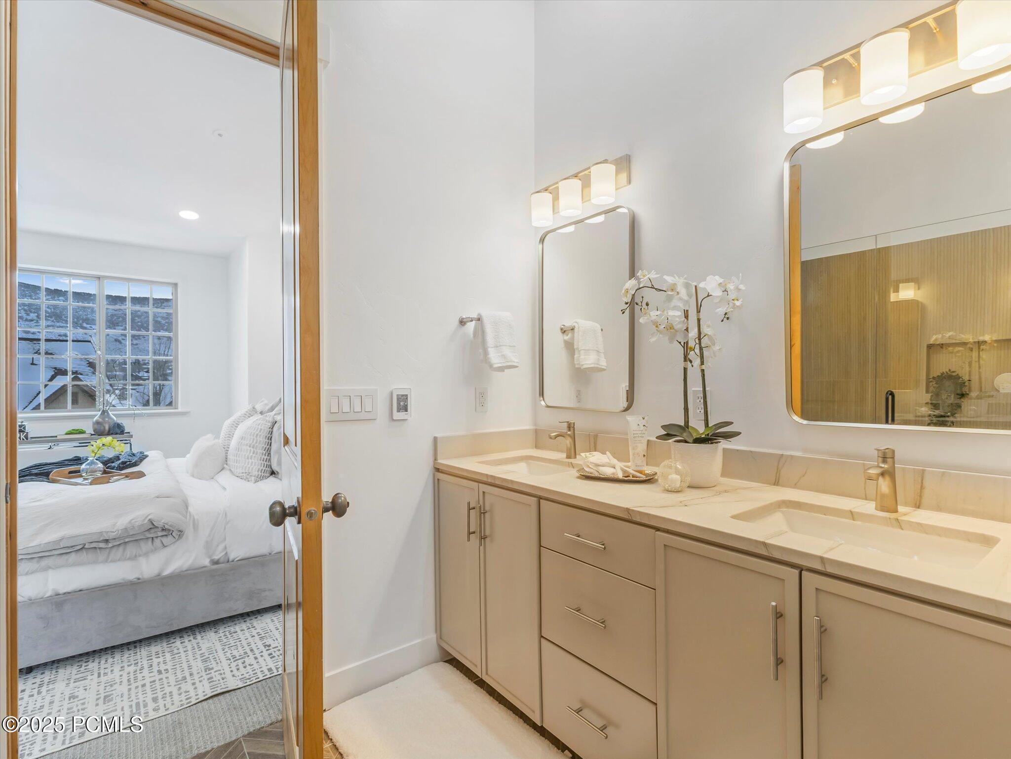 3017 Canyon Links Drive