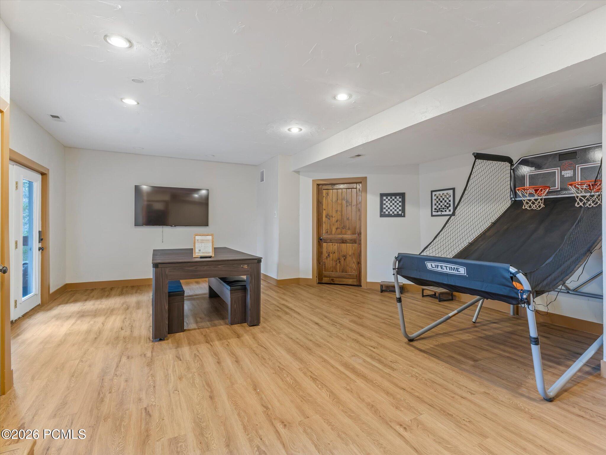 390 Matterhorn Drive