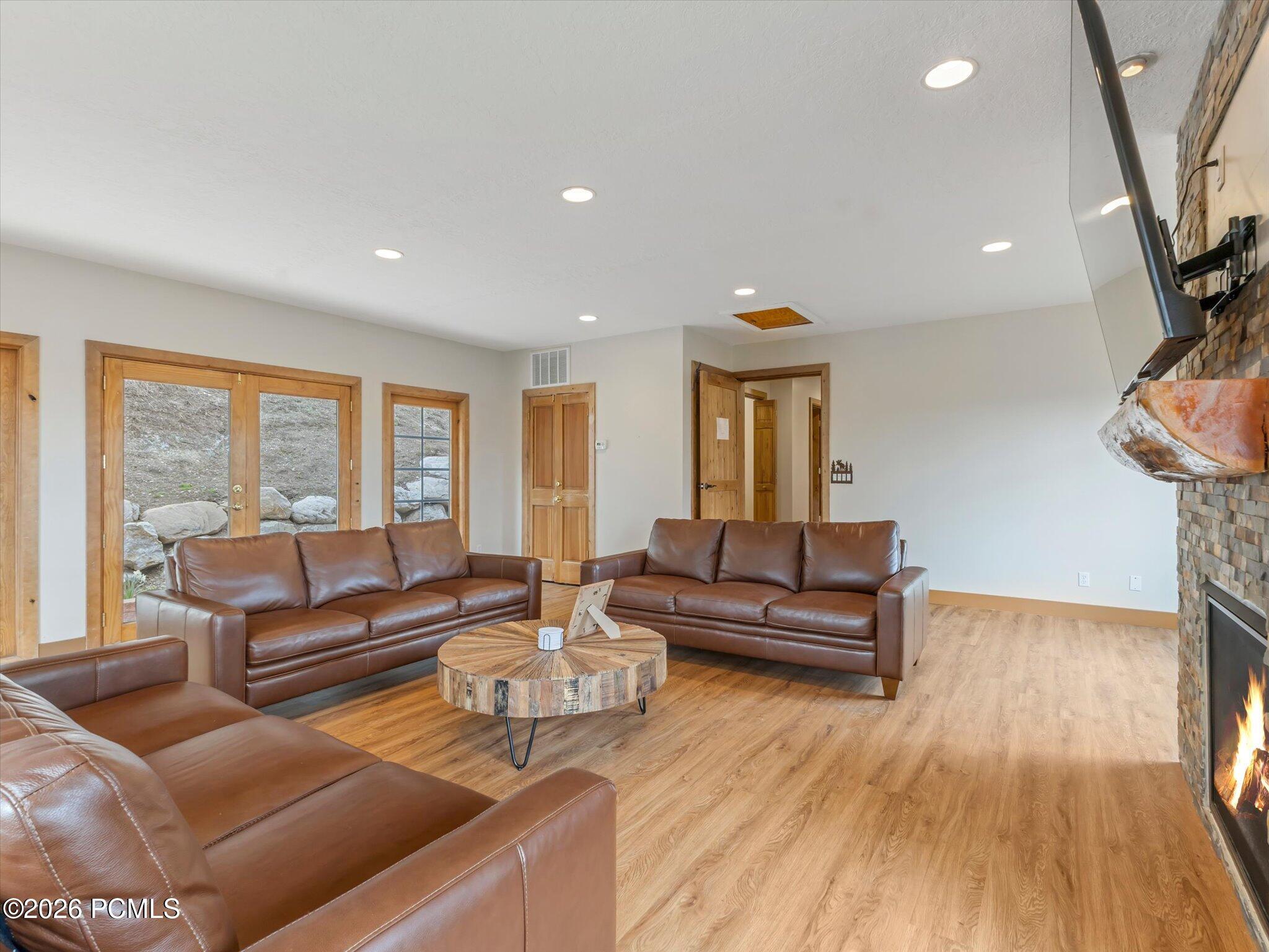 390 Matterhorn Drive