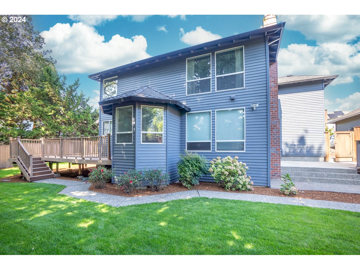 15980 NW BLUERIDGE DR