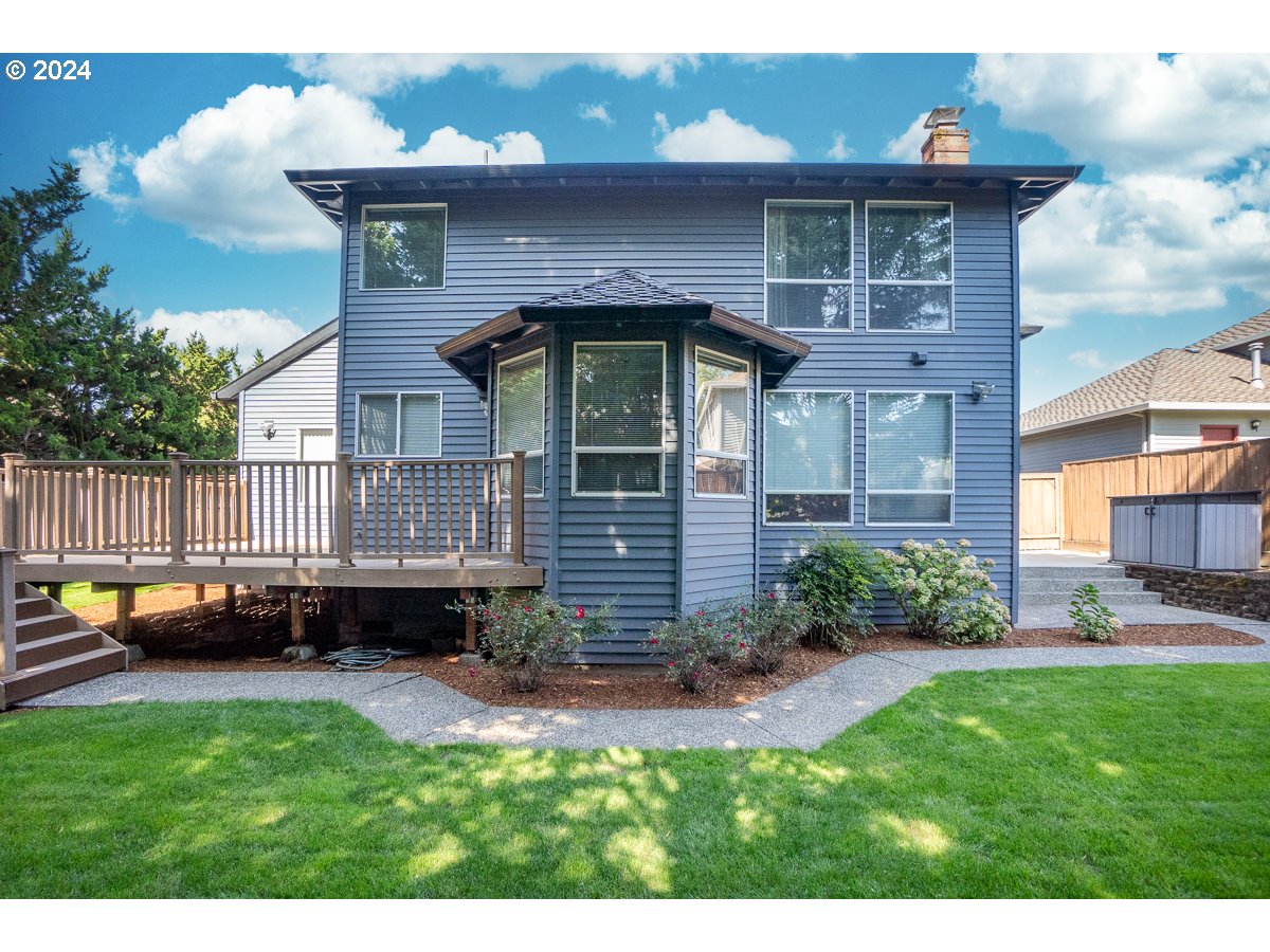 15980 NW BLUERIDGE DR