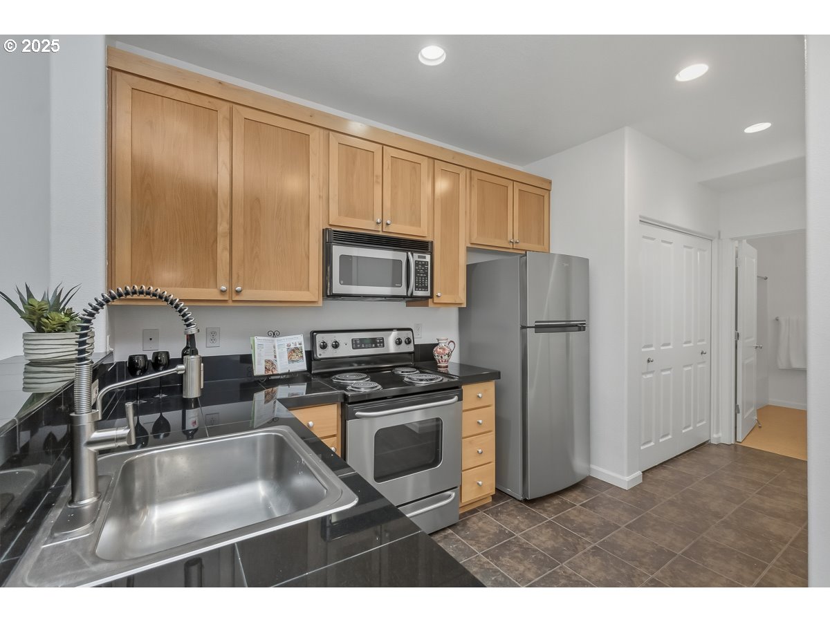 1180 SW 170TH AVE 100