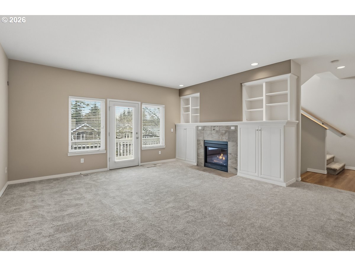 3052 CLUB HOUSE CT