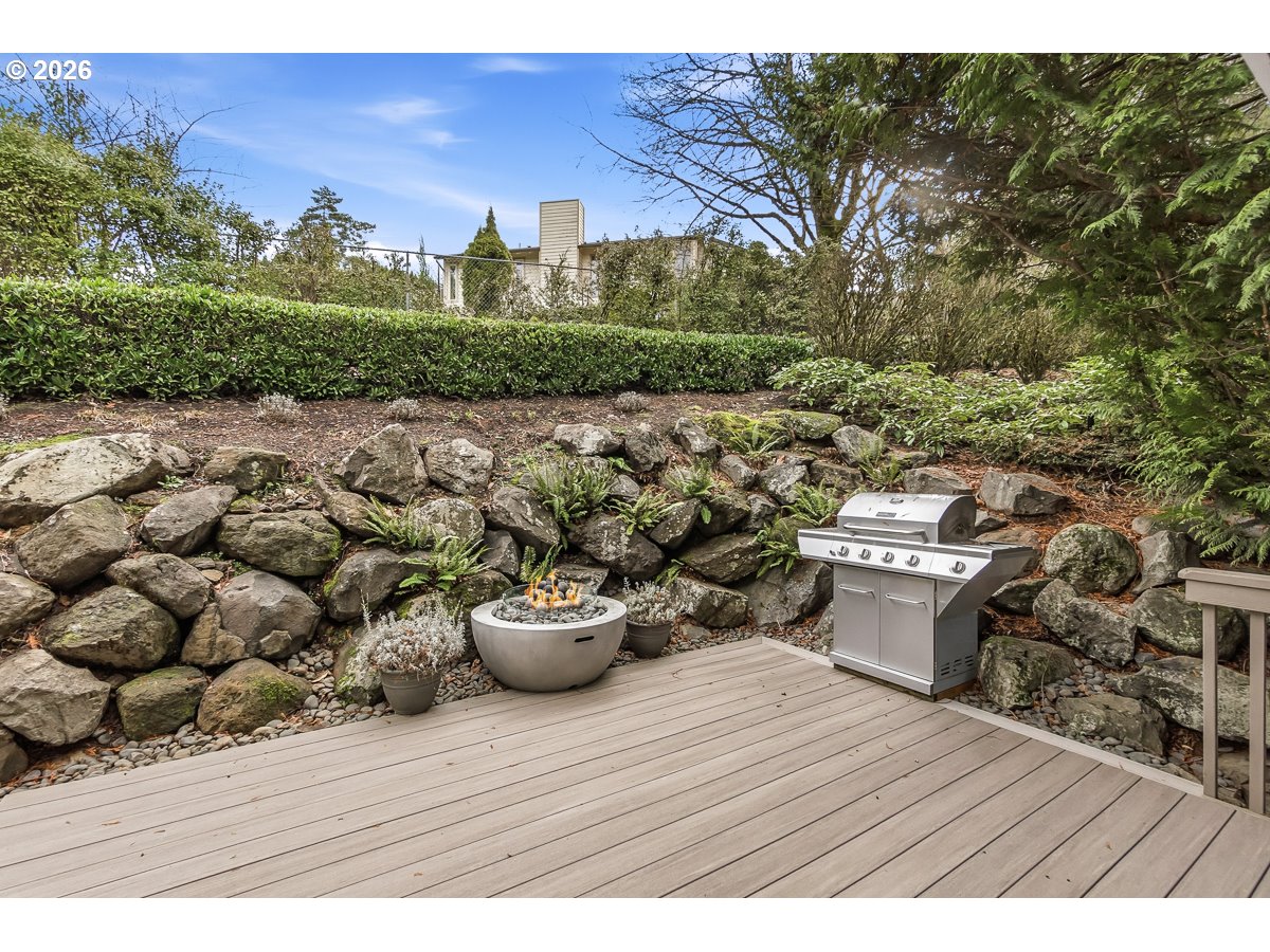 3052 CLUB HOUSE CT
