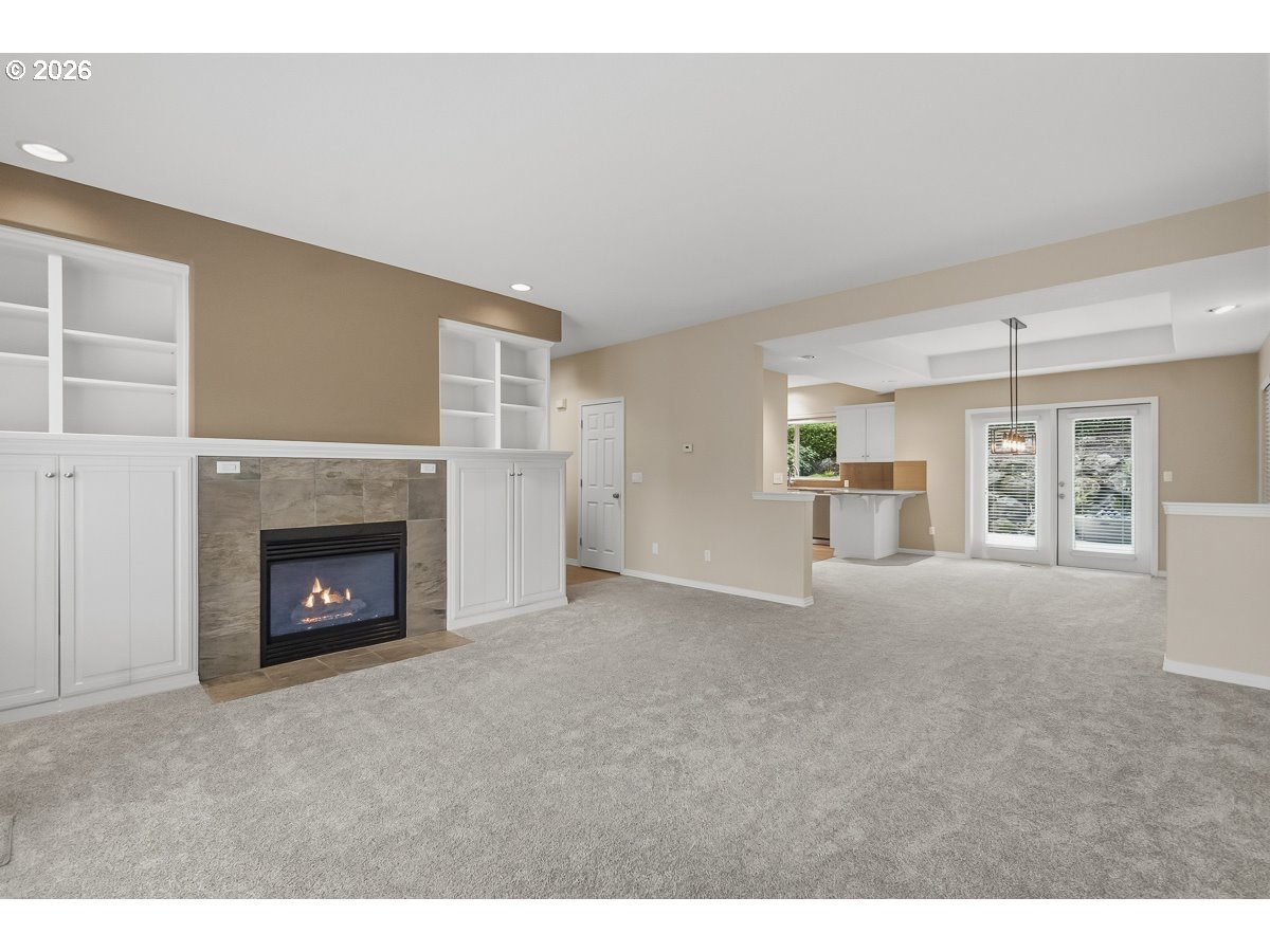 3052 CLUB HOUSE CT