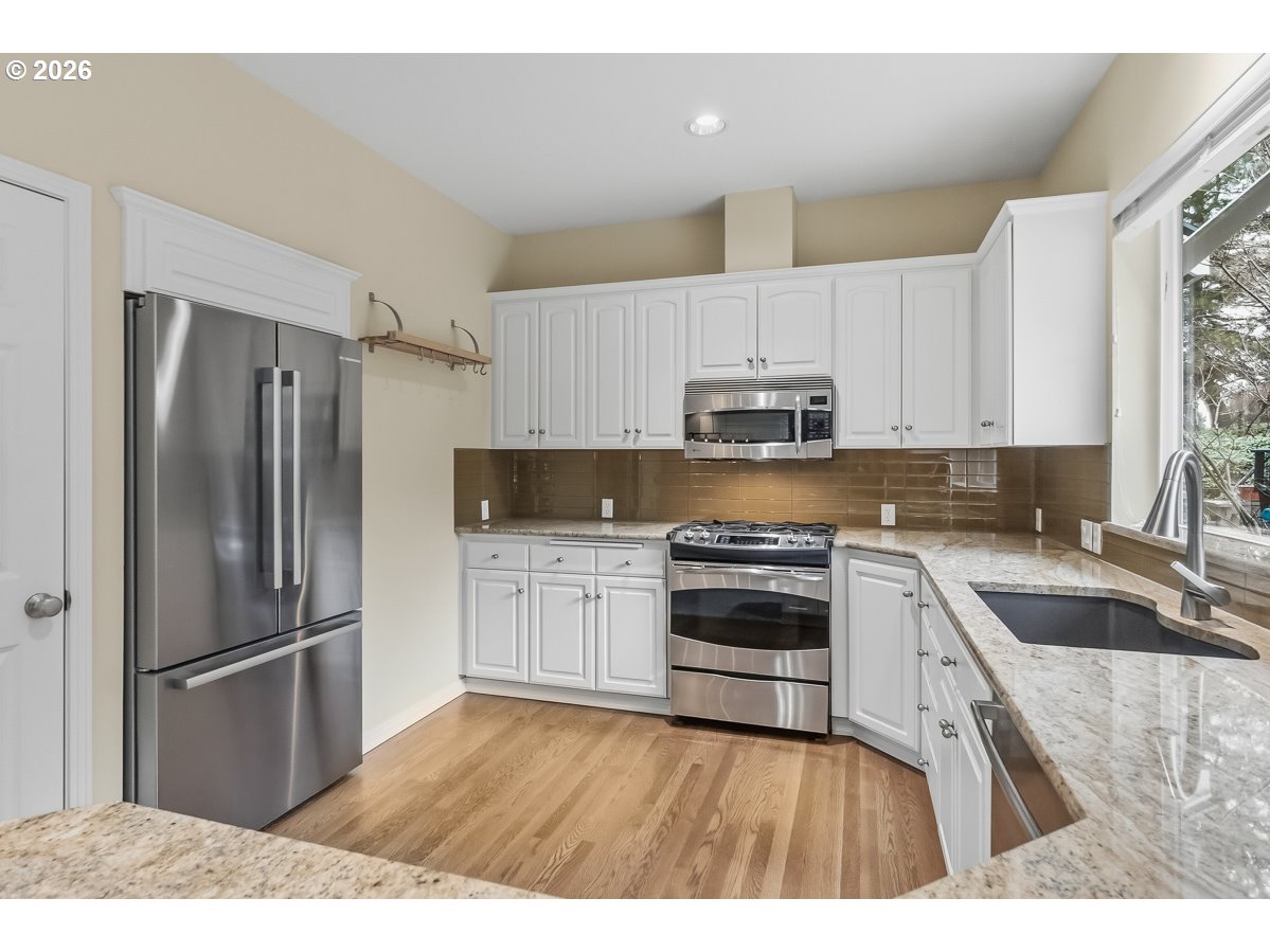 3052 CLUB HOUSE CT