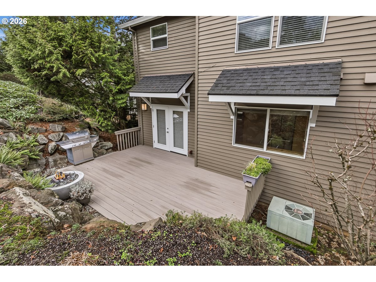 3052 CLUB HOUSE CT