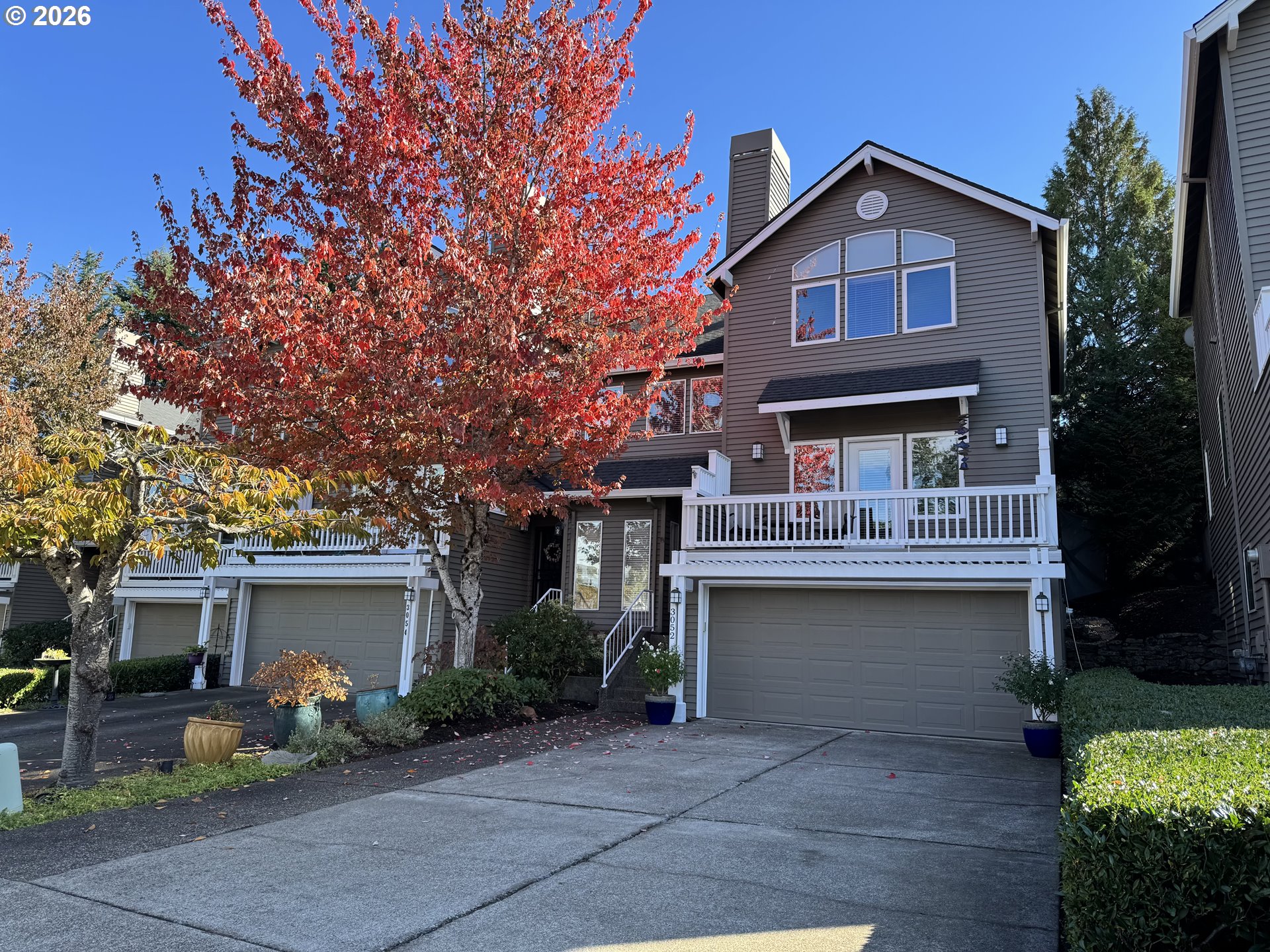 3052 CLUB HOUSE CT
