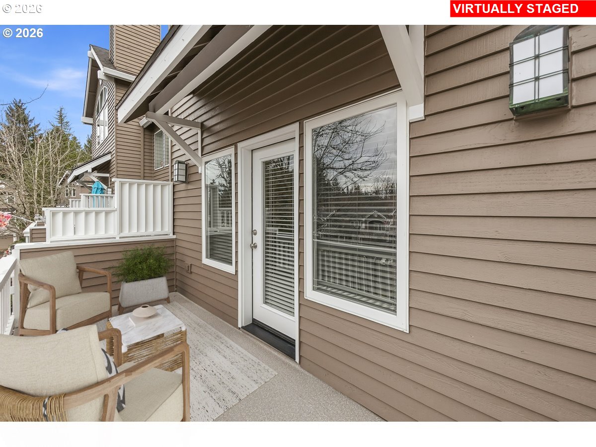 3052 CLUB HOUSE CT