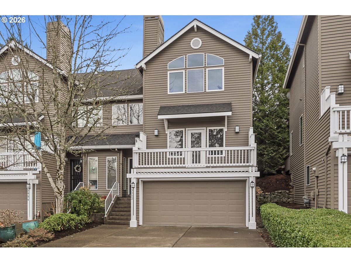 3052 CLUB HOUSE CT