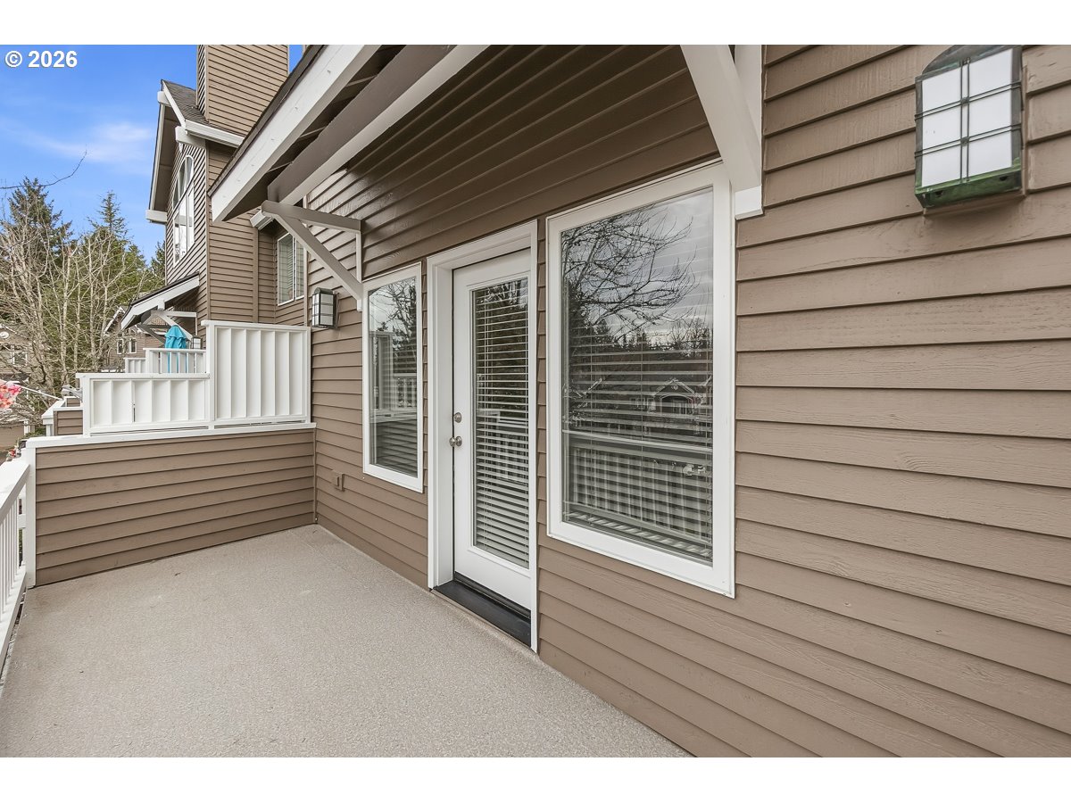3052 CLUB HOUSE CT