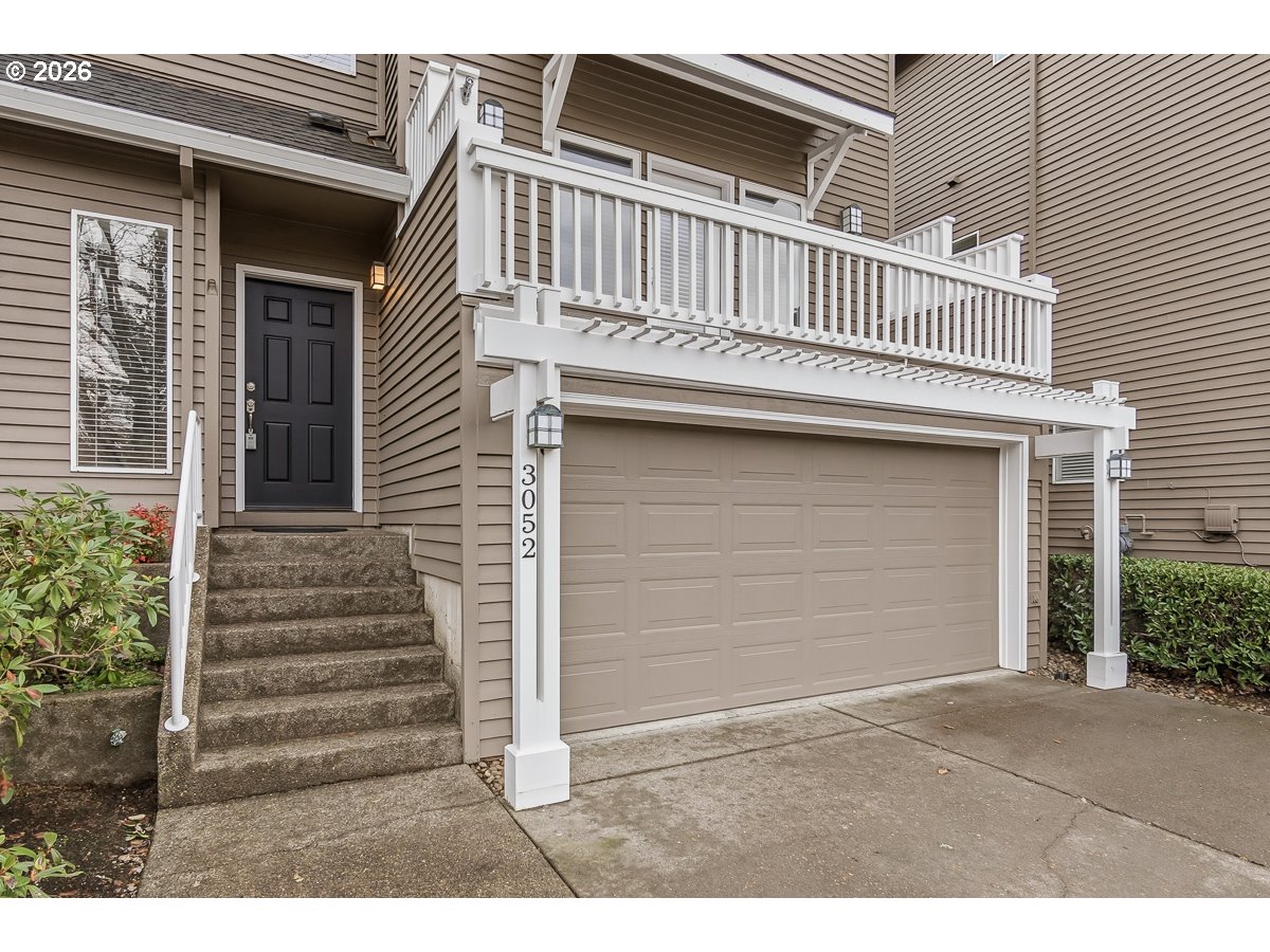 3052 CLUB HOUSE CT