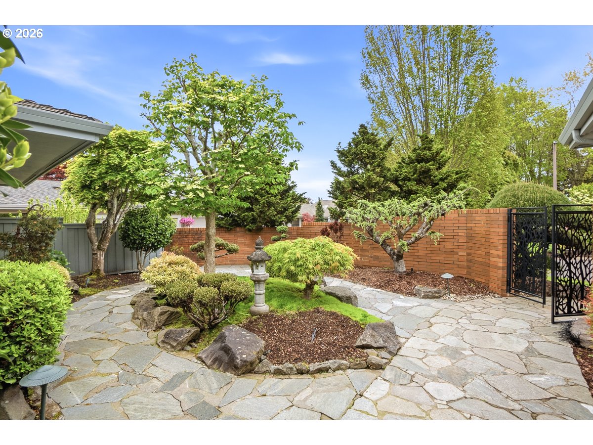7287 SW ARBOR LAKE DR
