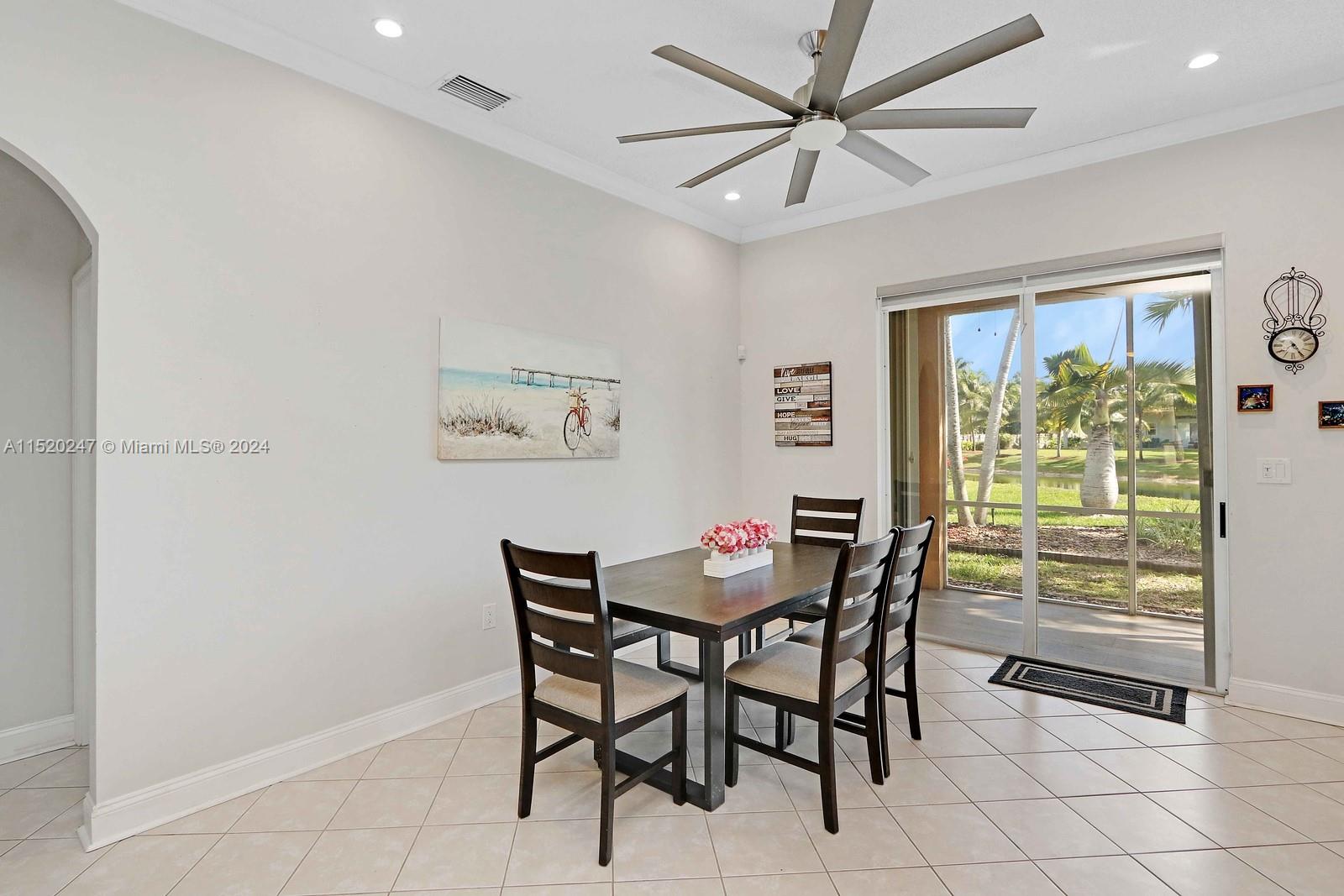 2835 Dunwoodie Pl