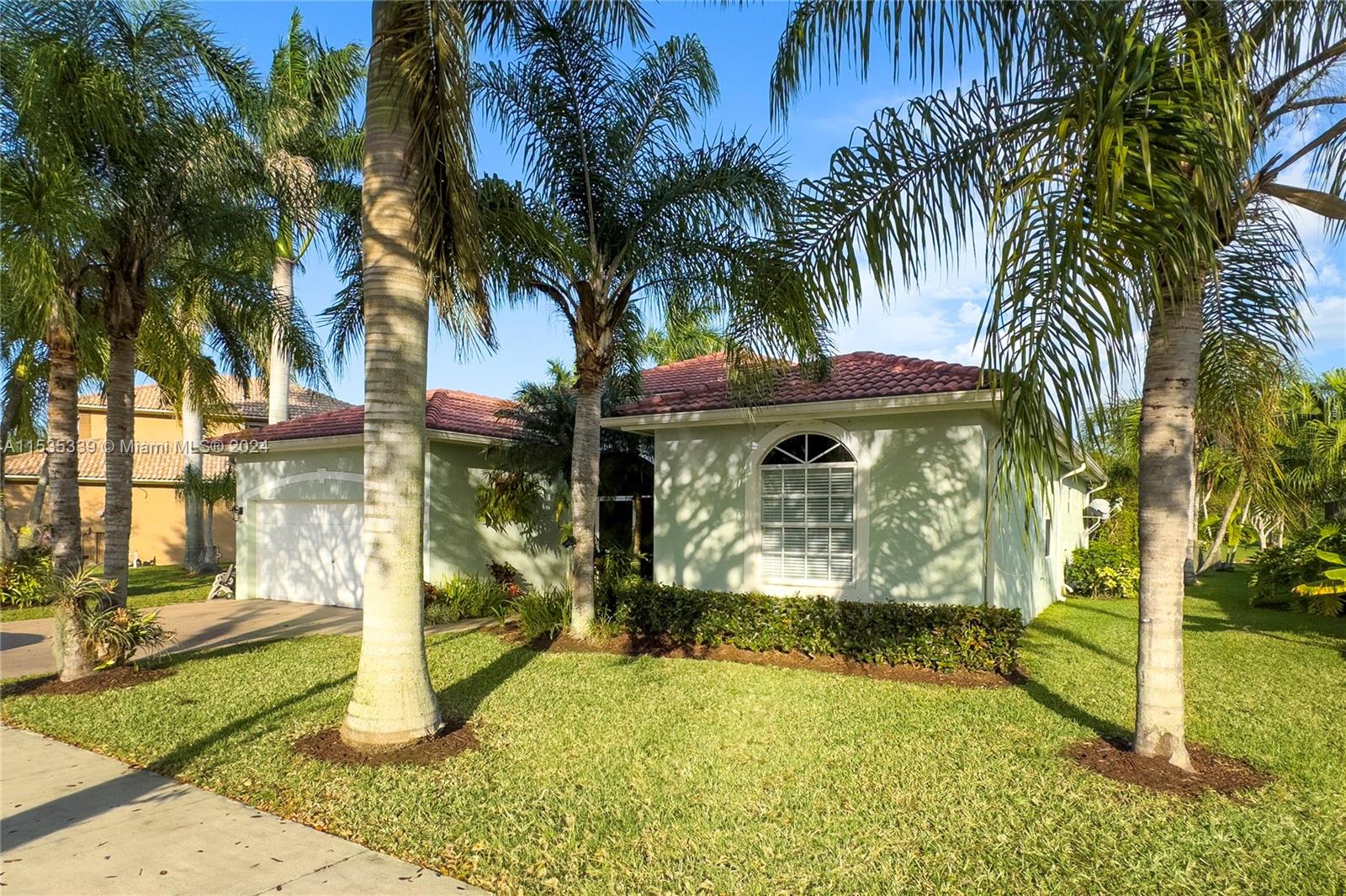 2615 Dunwoodie Pl