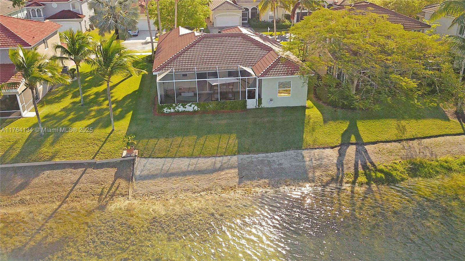 610 SE 30th Dr