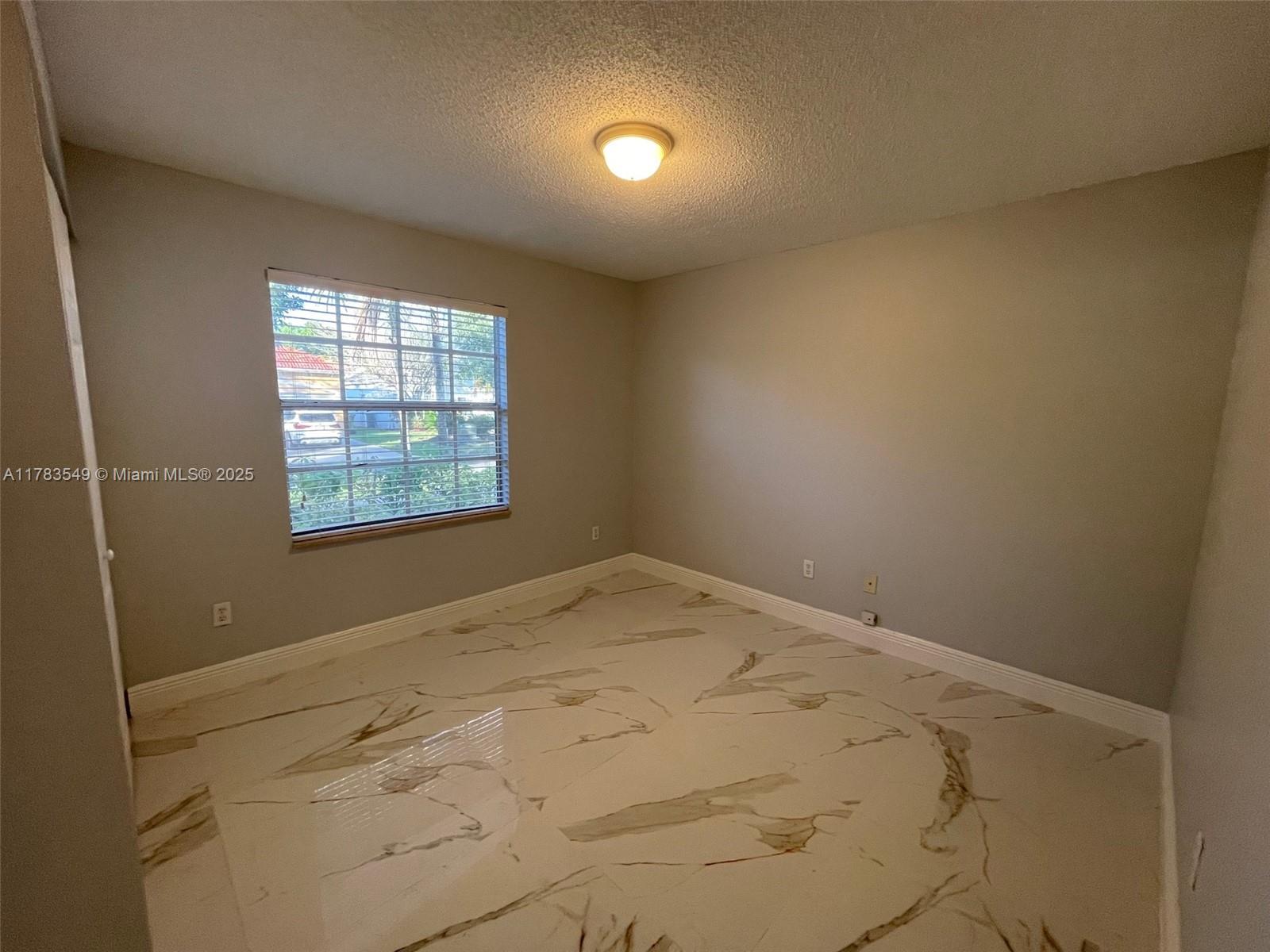 2970 SE 4 PL # 2970