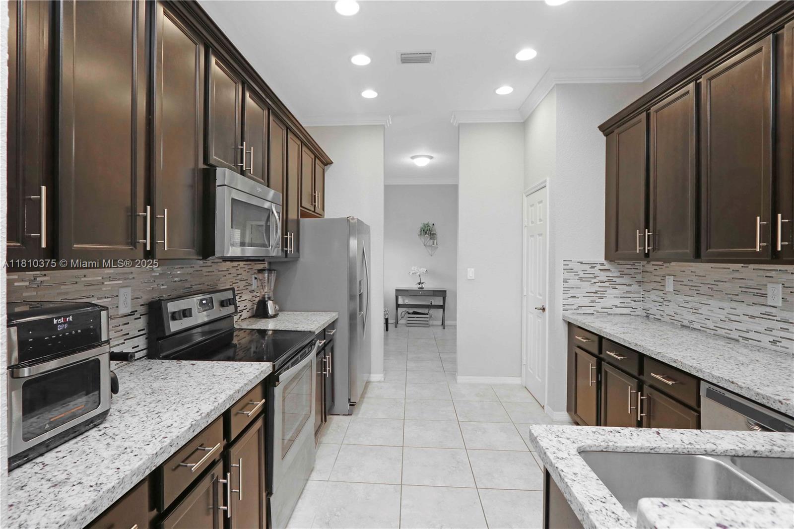2318 SE 16th Ter