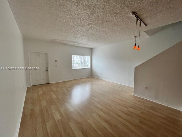 2239 SE 25th Ave # 2239