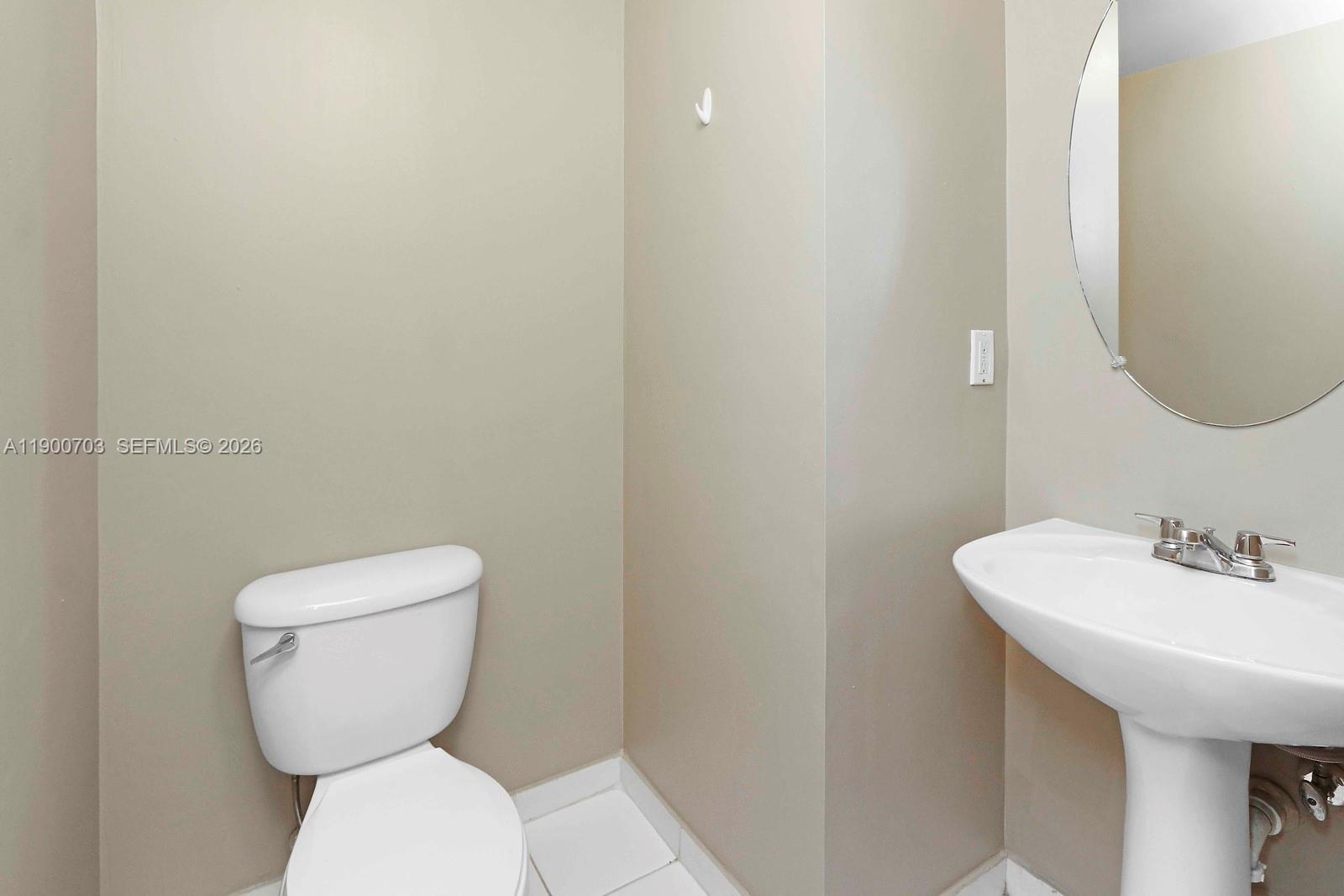 2239 SE 25th Ave # 2239