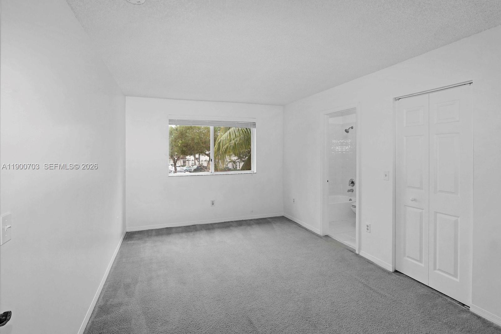 2239 SE 25th Ave # 2239