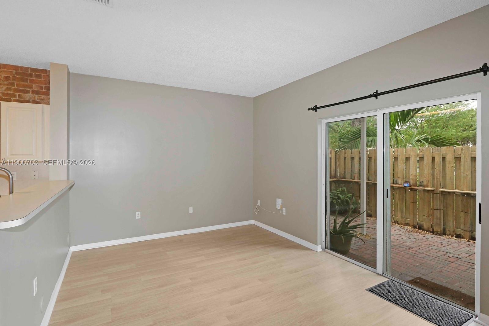 2239 SE 25th Ave # 2239