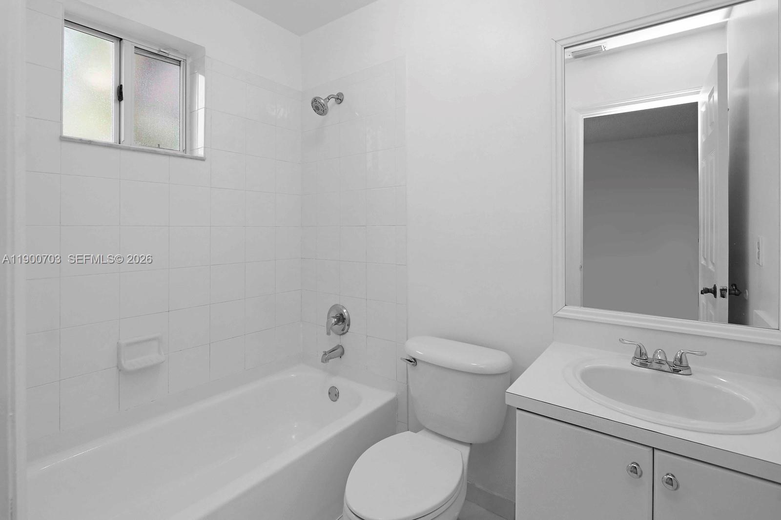 2239 SE 25th Ave # 2239