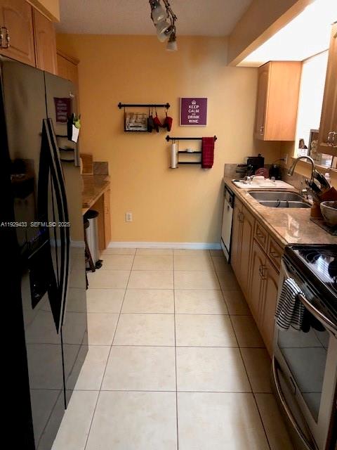 2619 SE 21st Ct # B Unit: 104-B