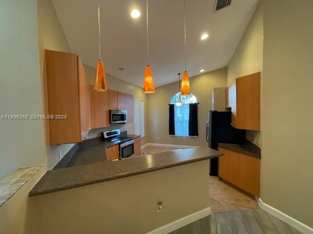 1837 NE 37th Pl # 1837
