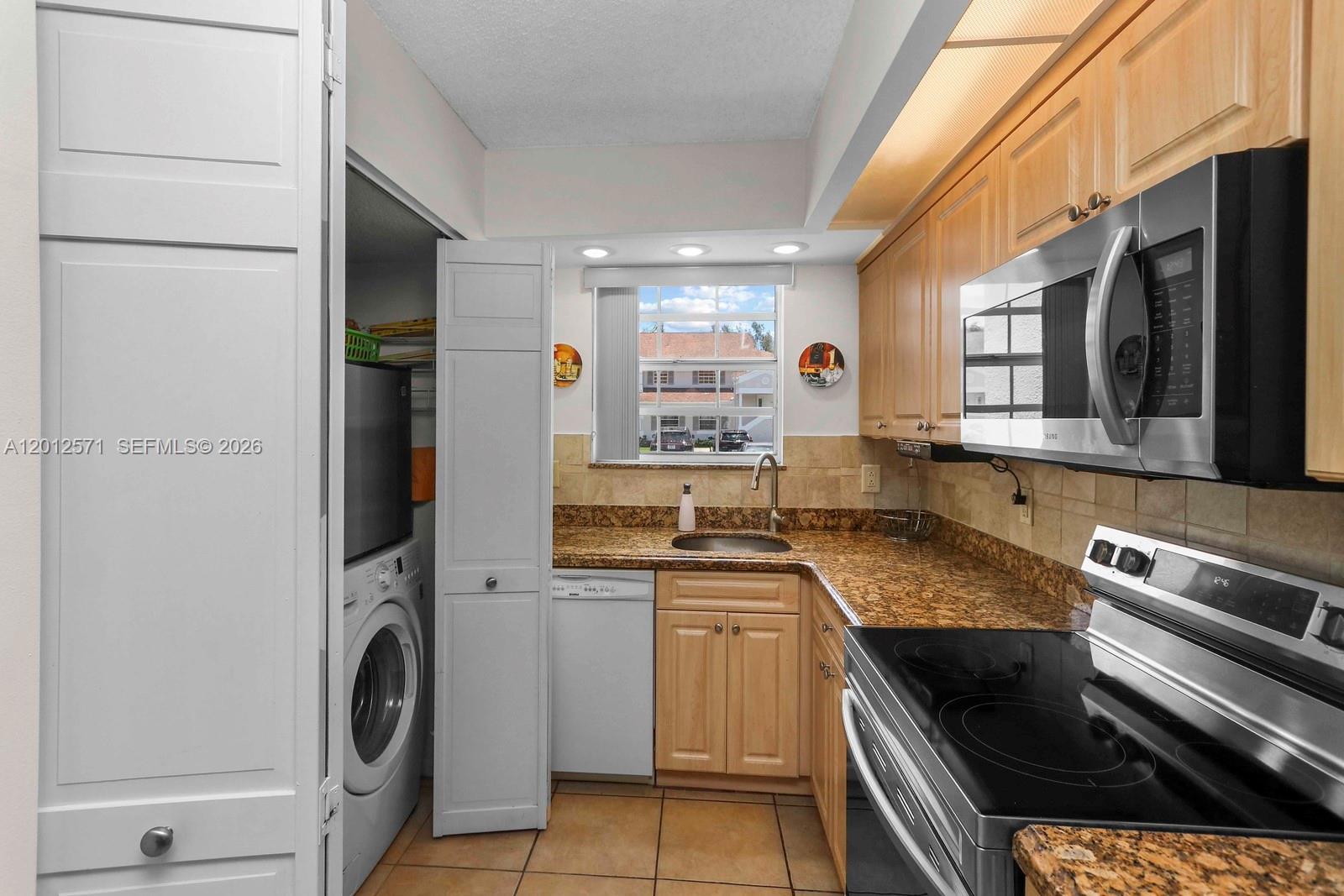 2281 SE 27th Dr # G Unit: 103-G
