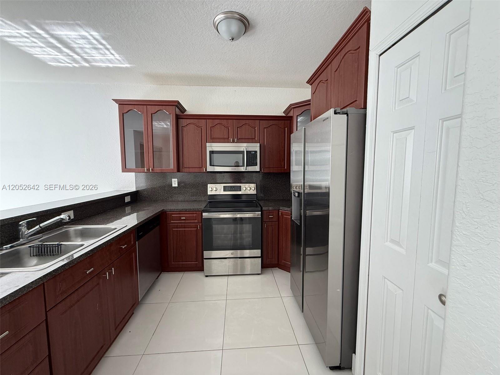 1449 SE 24th Rd