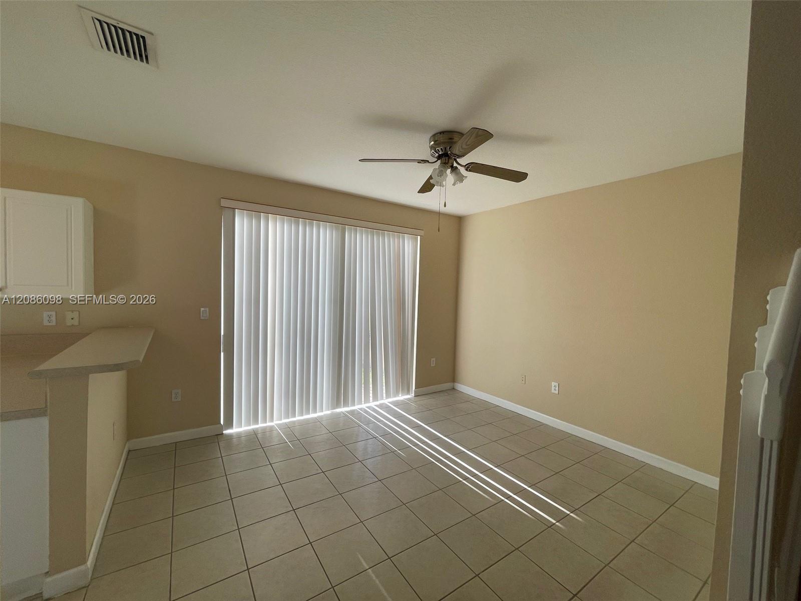 992 NE 41st Pl