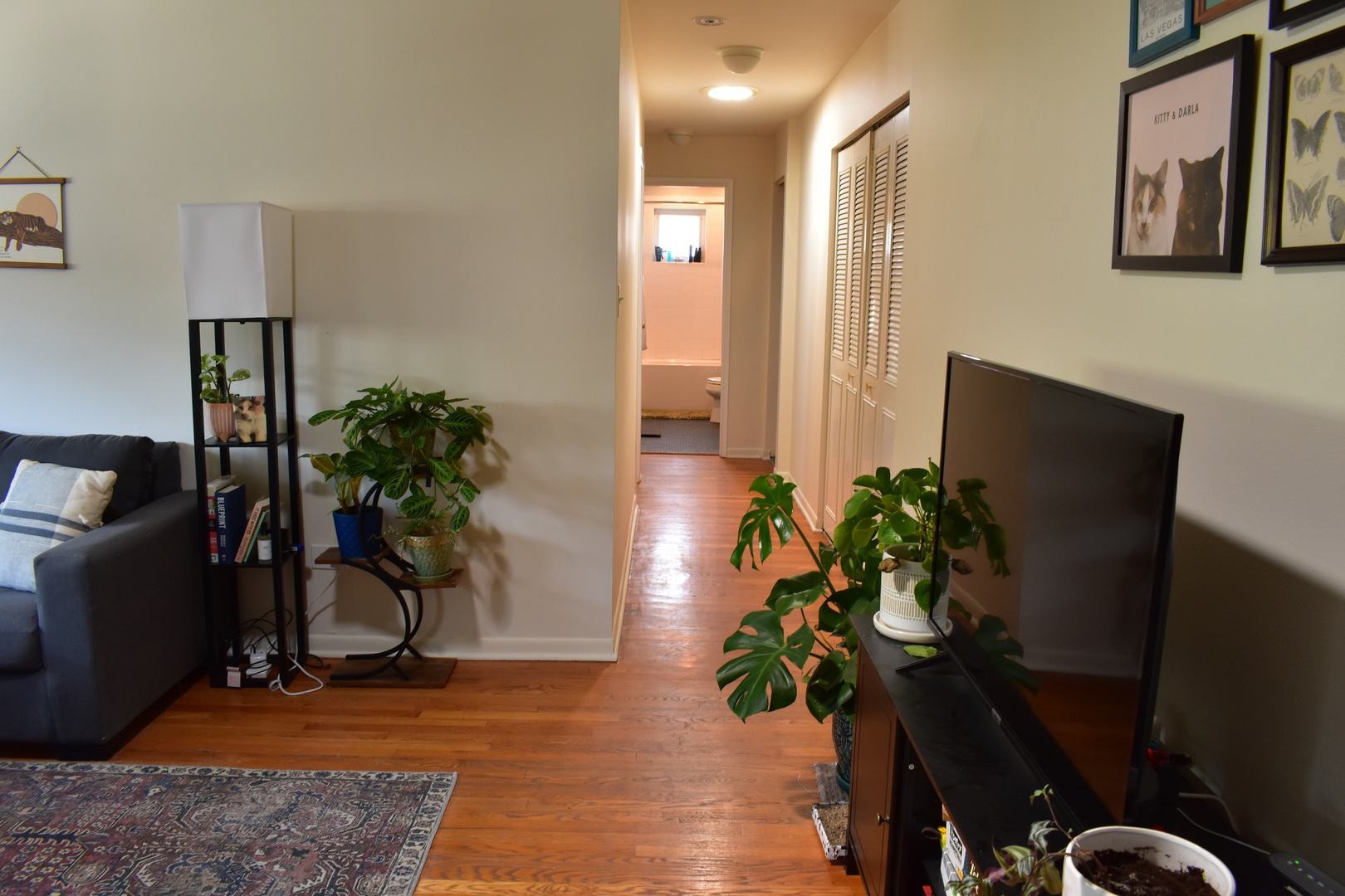 711 Austin Street Unit: 301