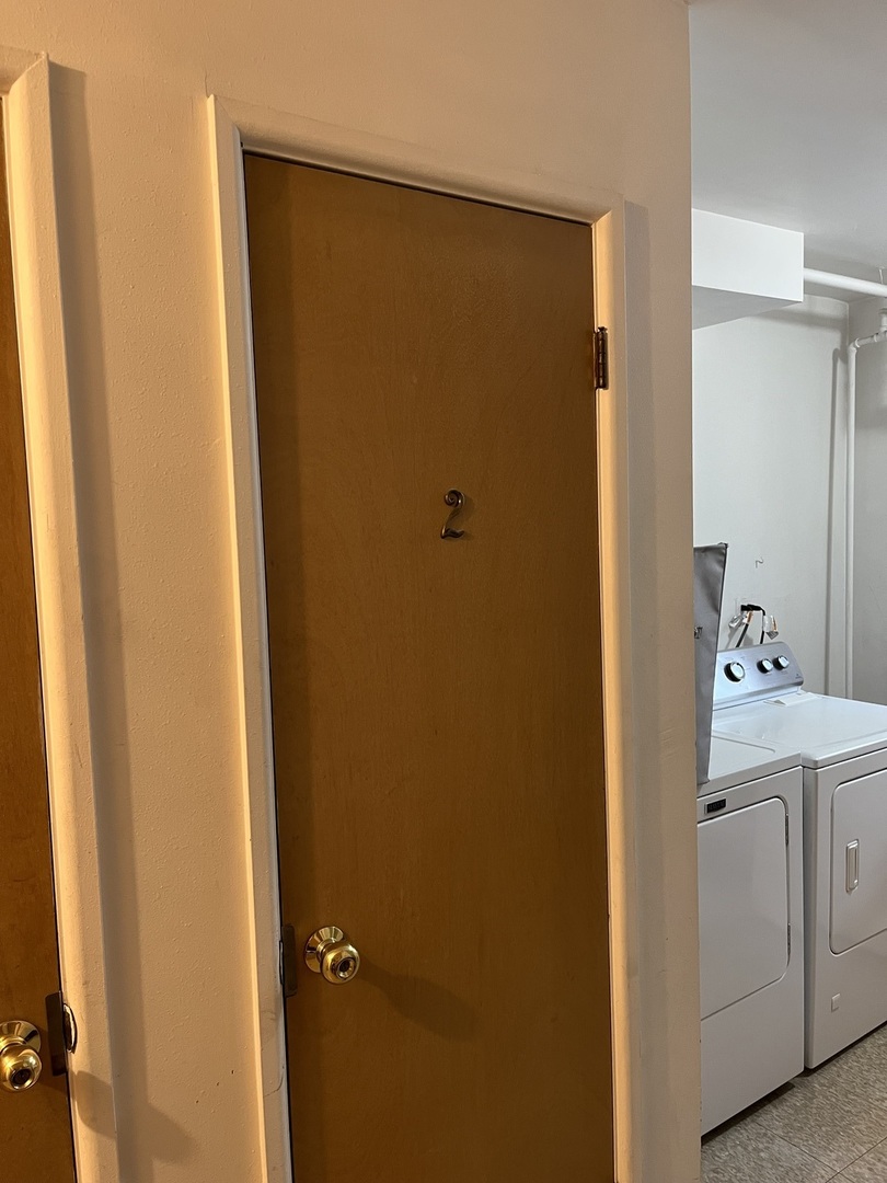 711 Austin Street Unit: 301